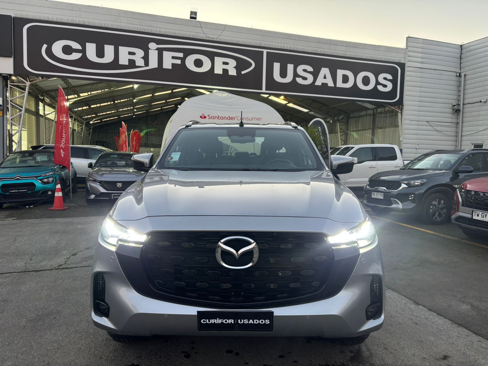 Mazda BT-50 3.0 DC HIGH PLUS AT 4X4 DIESEL 2026 - Foto 3 de 4