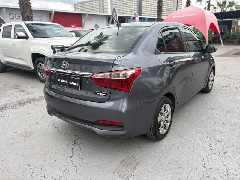Hyundai GRAND I10 1.2 SDN GLS 2AB AC ABS MT 2020 - Imagen 6 de 12