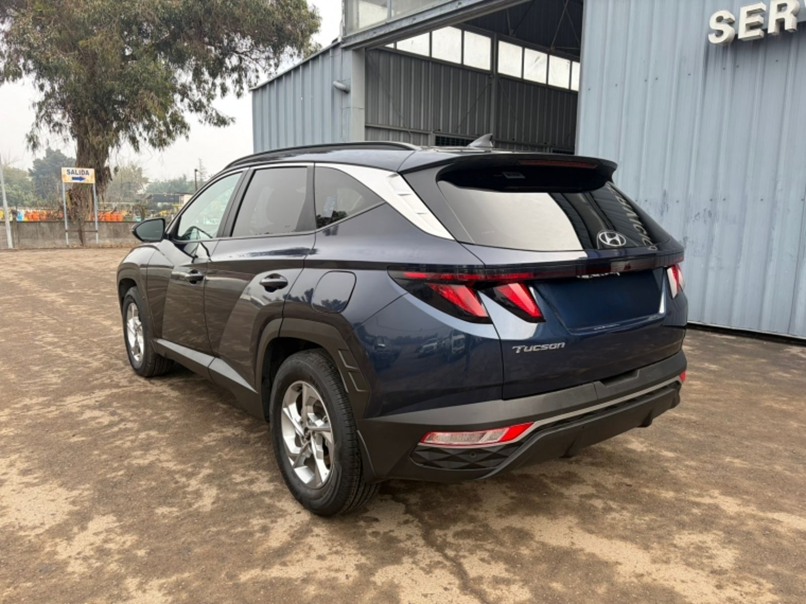 Hyundai TUCSON NX4 MPI 2.0 MT 2023 - Imagen 4 de 11