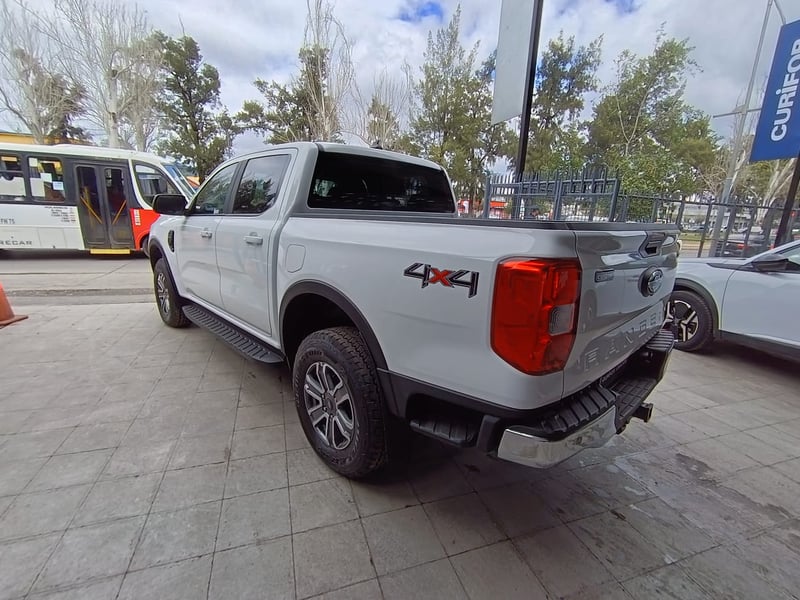 Ford RANGER 2.0 XLT AT 4X4 2026 - Imagen 8 de 15