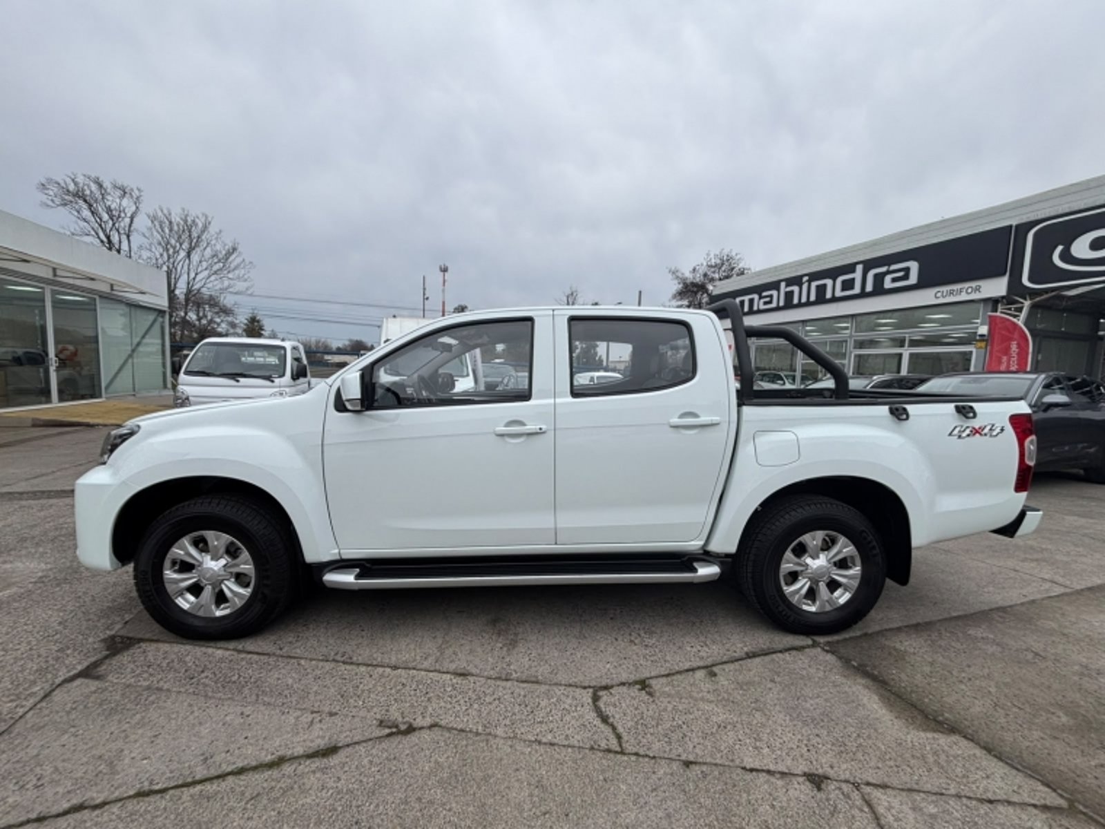 JIM RE-MAX CRDI DC 4X4 2.5 2025 - Foto 2 de 15