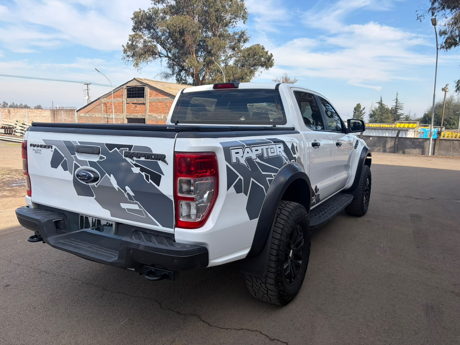 Ford RANGER RAPTOR 2.0 AT 4X4 DIESEL 2022 - Imagen 5 de 10