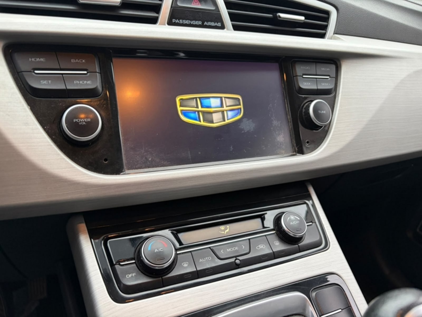 GEELY X7 SPORT 2.0 2021 - Imagen 5 de 10