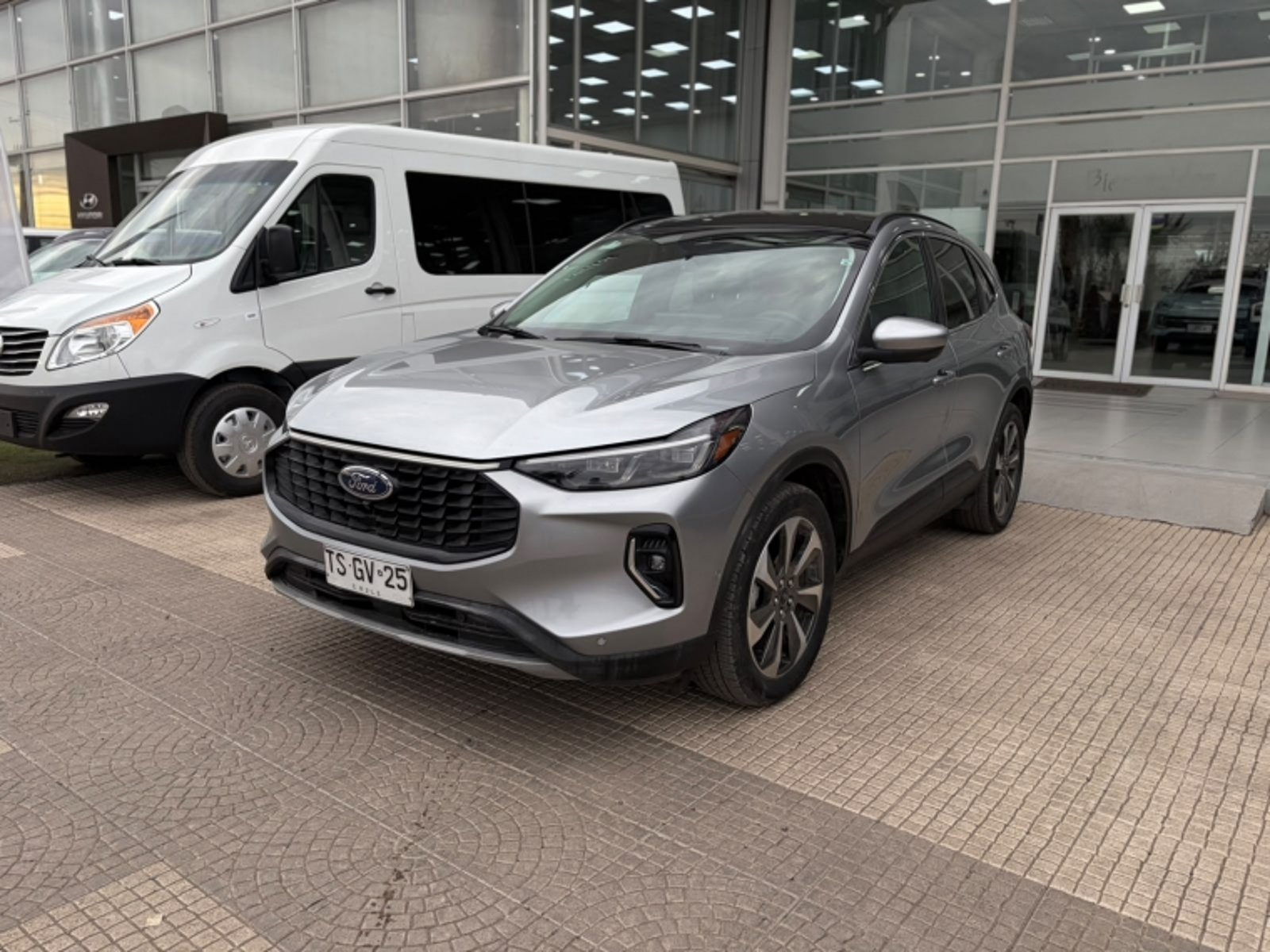 Ford ESCAPE FHEV 2.5 AUT 2024 - Imagen 10 de 10