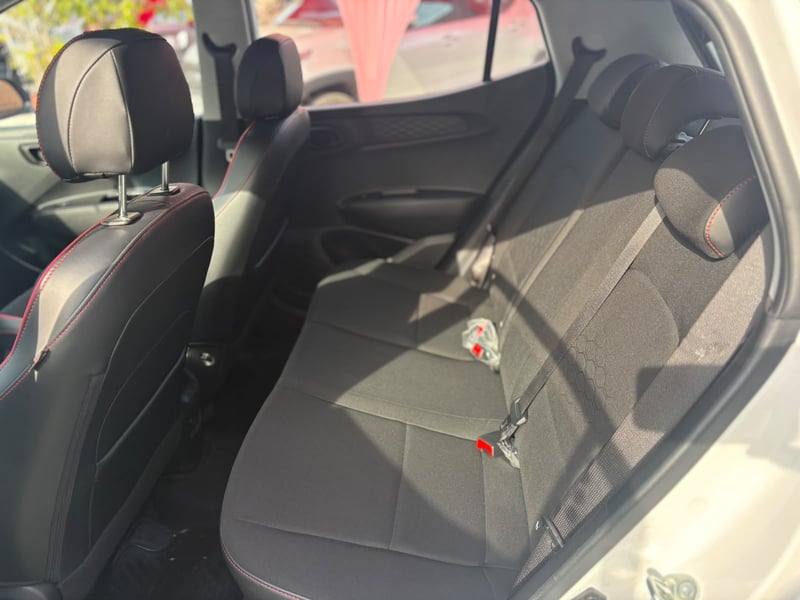 Hyundai GRAND I10 1.2 AI3 HB PLUS MT 2024 - Imagen 9 de 14