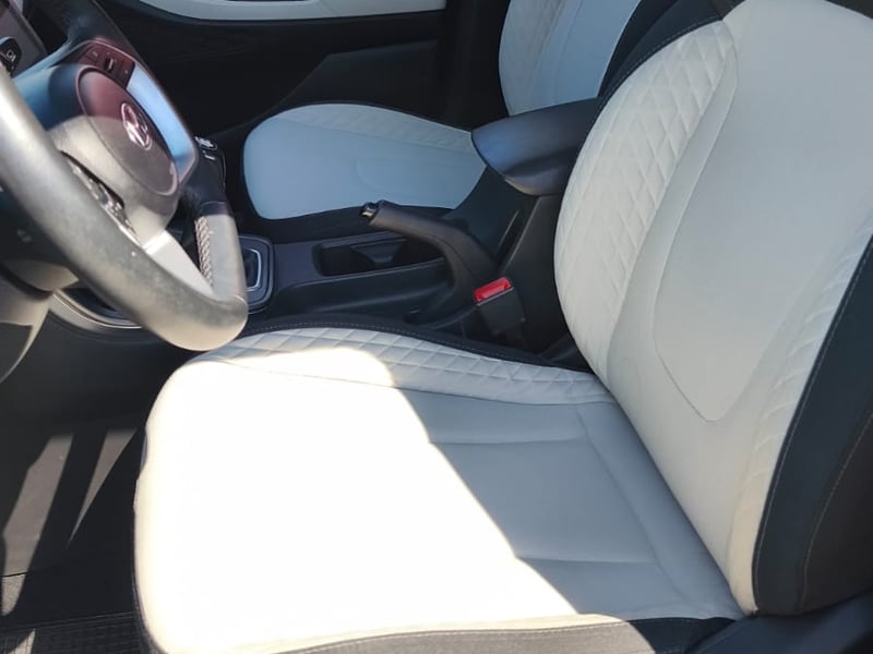 Hyundai CRETA 1.5 SU2I PLUS MT 2023 - Imagen 11 de 16