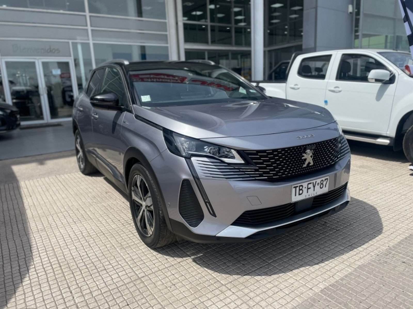Peugeot 3008 GT HYBRID 136HP AT 4X4 2024 - Foto 2 de 12