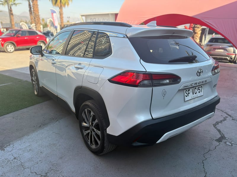Toyota COROLLA CROSS 2.0 SEG AT 2022 - Imagen 7 de 15