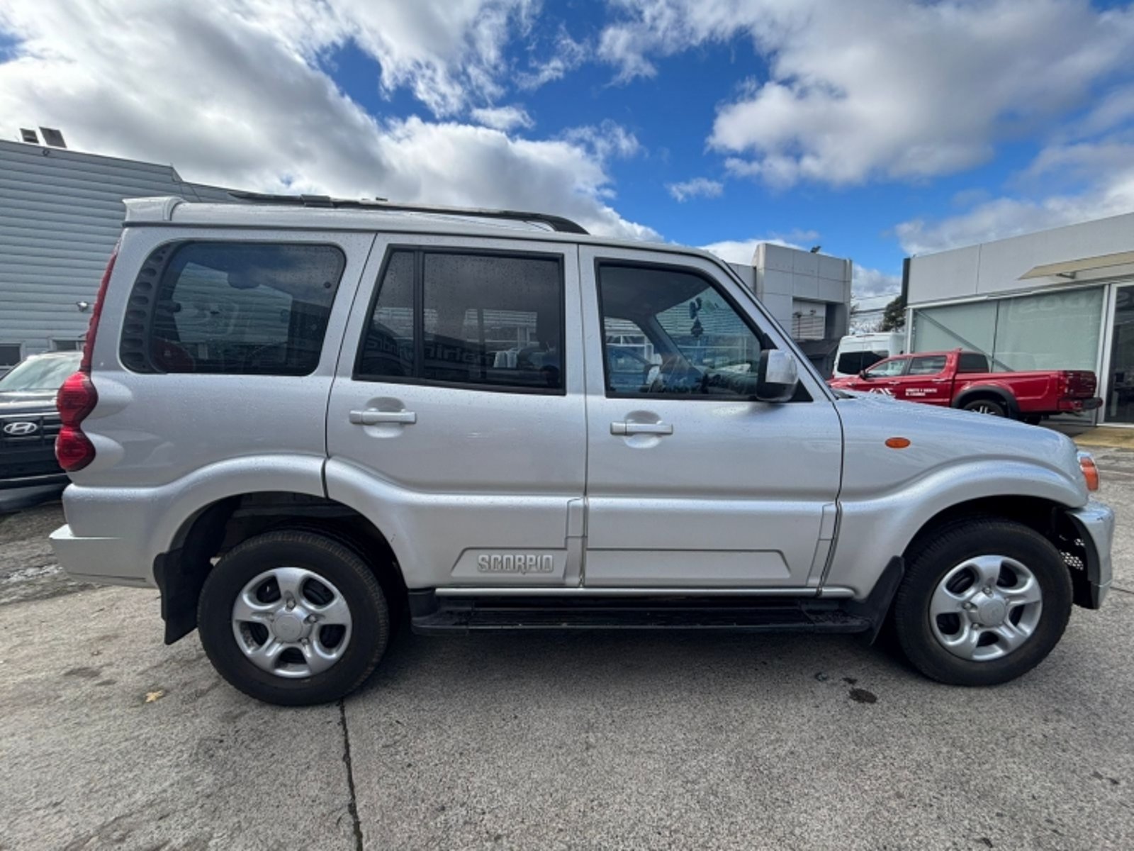 MAHINDRA SCORPIO 2.2 FULL TOUCH MT DIESEL 2019 - Imagen 11 de 13