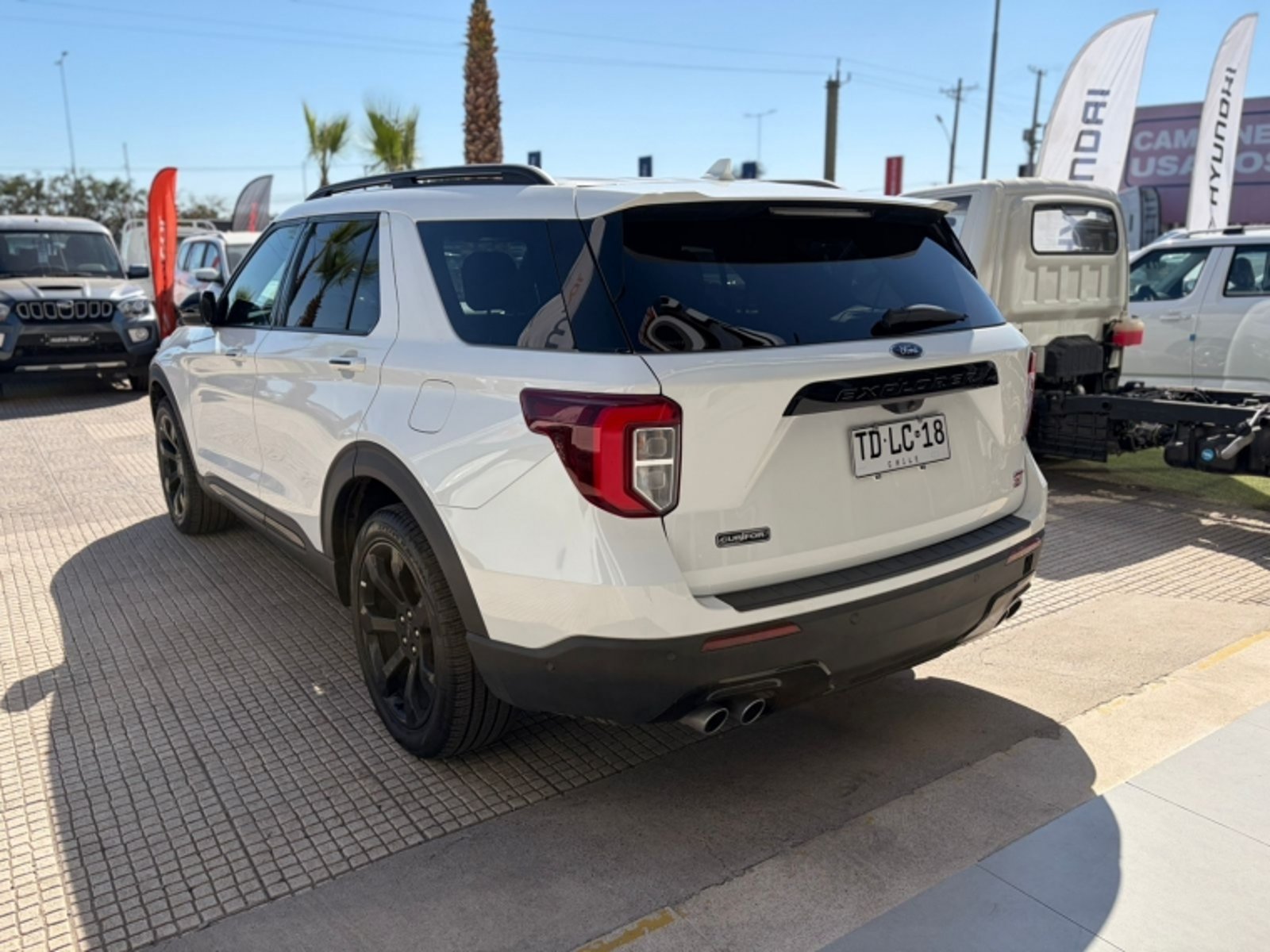 FORD EXPLORER ST 3.0 2024 - Imagen 3 de 14