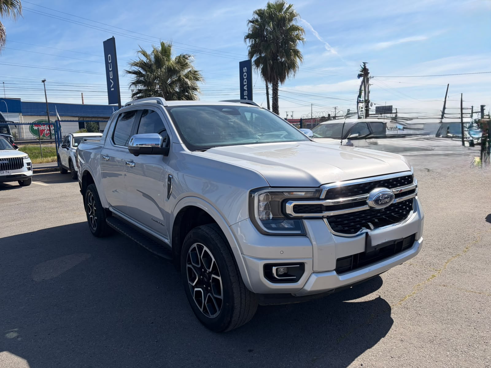 Ford RANGER 3.0 LIMITED AT 4X4 DIESEL 2024 - Foto 2 de 10