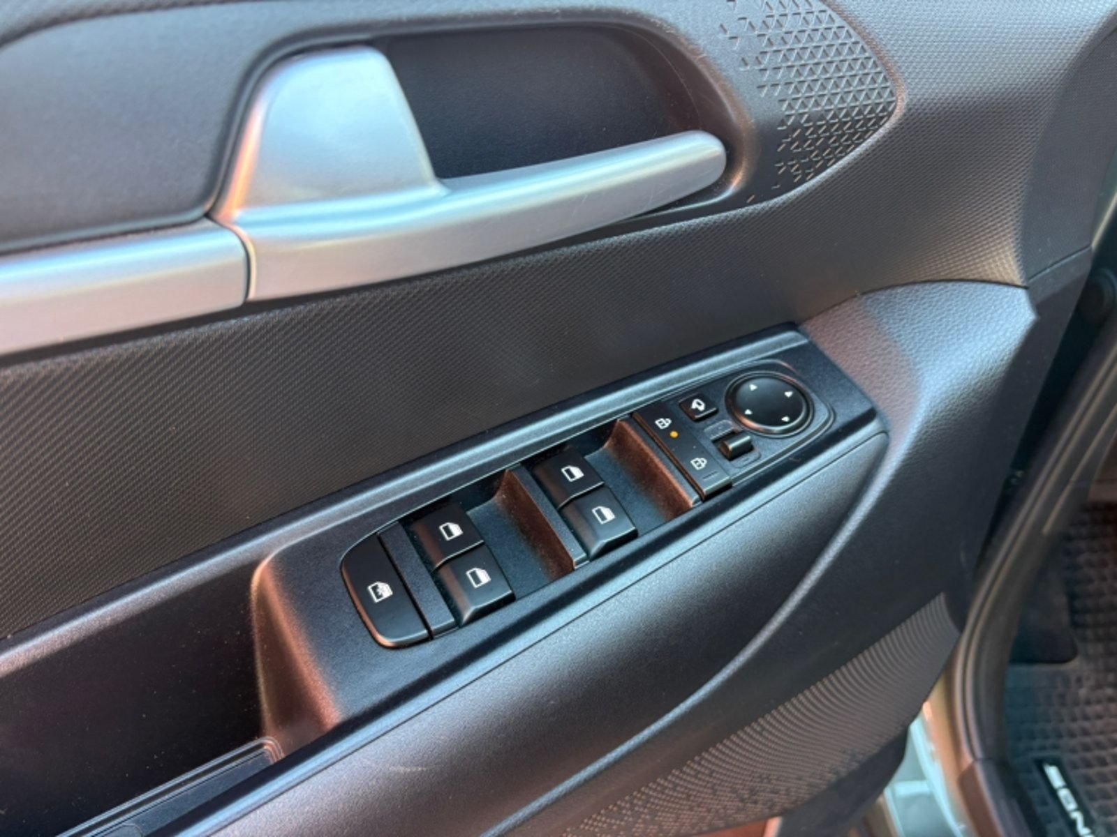 Kia SONET 1.5 EX MT 2025 - Imagen 13 de 15