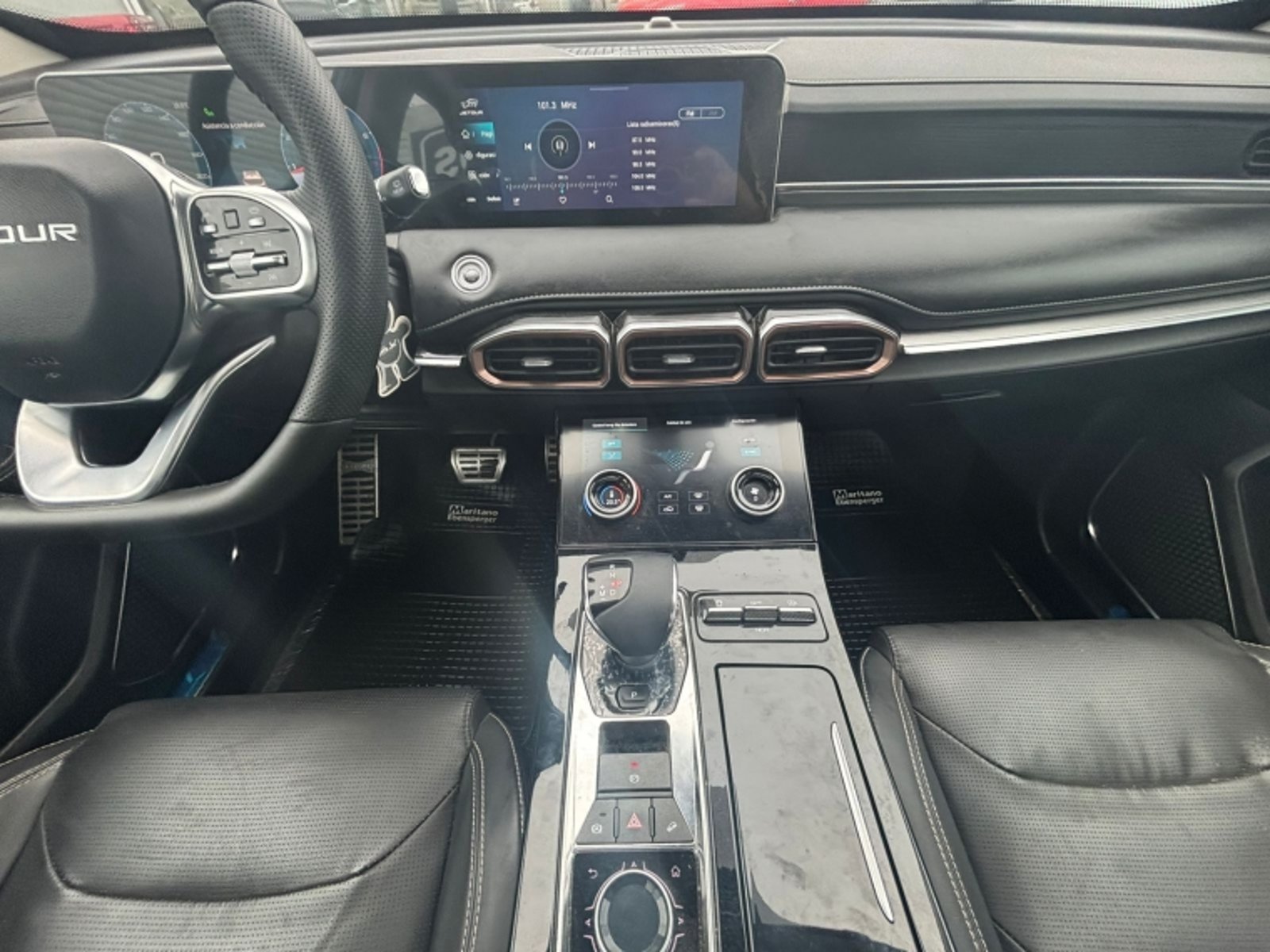 Jetour X70 1.6 PLUS AT 2023 - Imagen 12 de 16