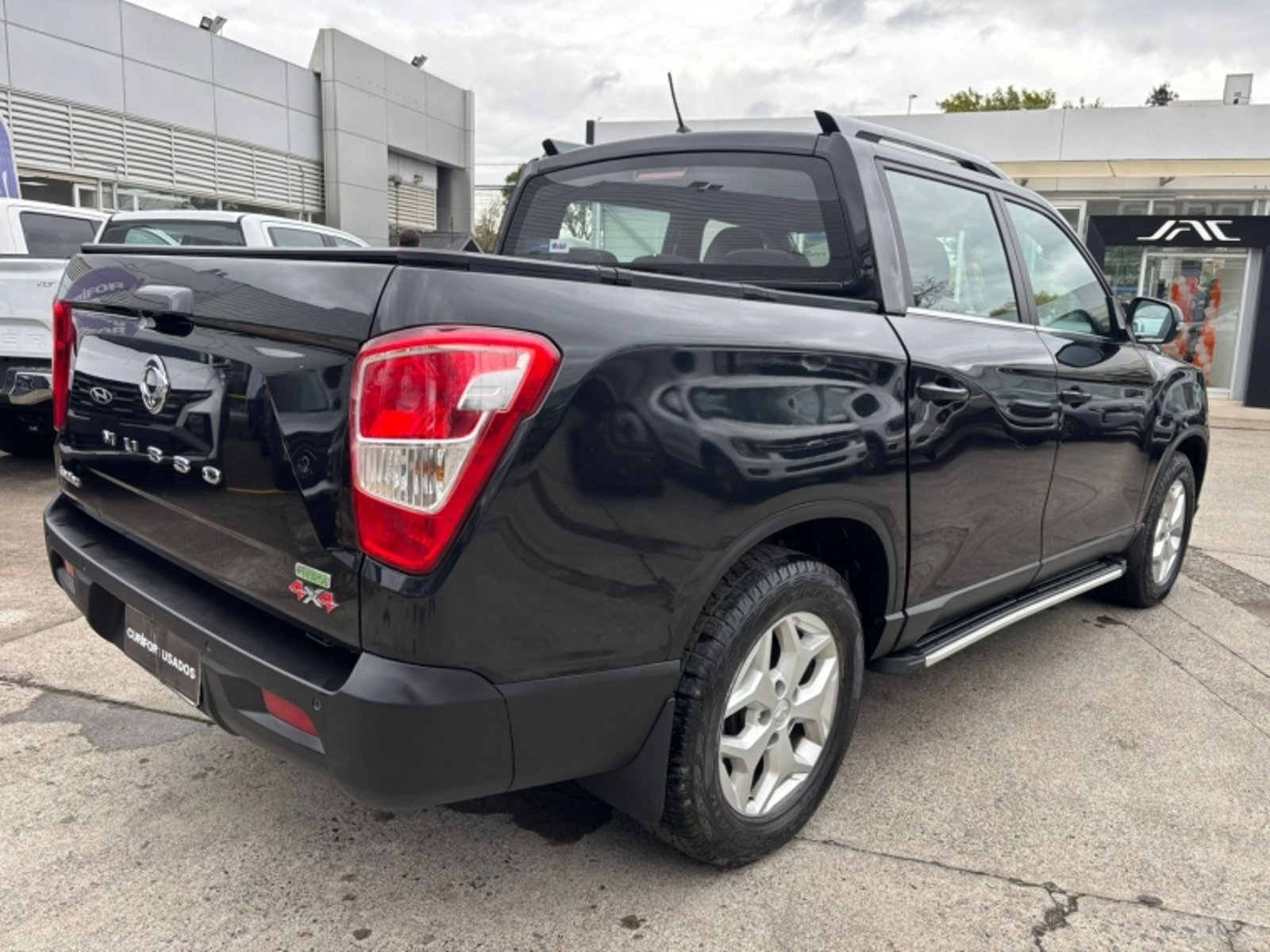 SSANGYONG MUSSO 2.2 LIMITED PLUS 4X4 DIESEL AT 2024 - Imagen 5 de 18