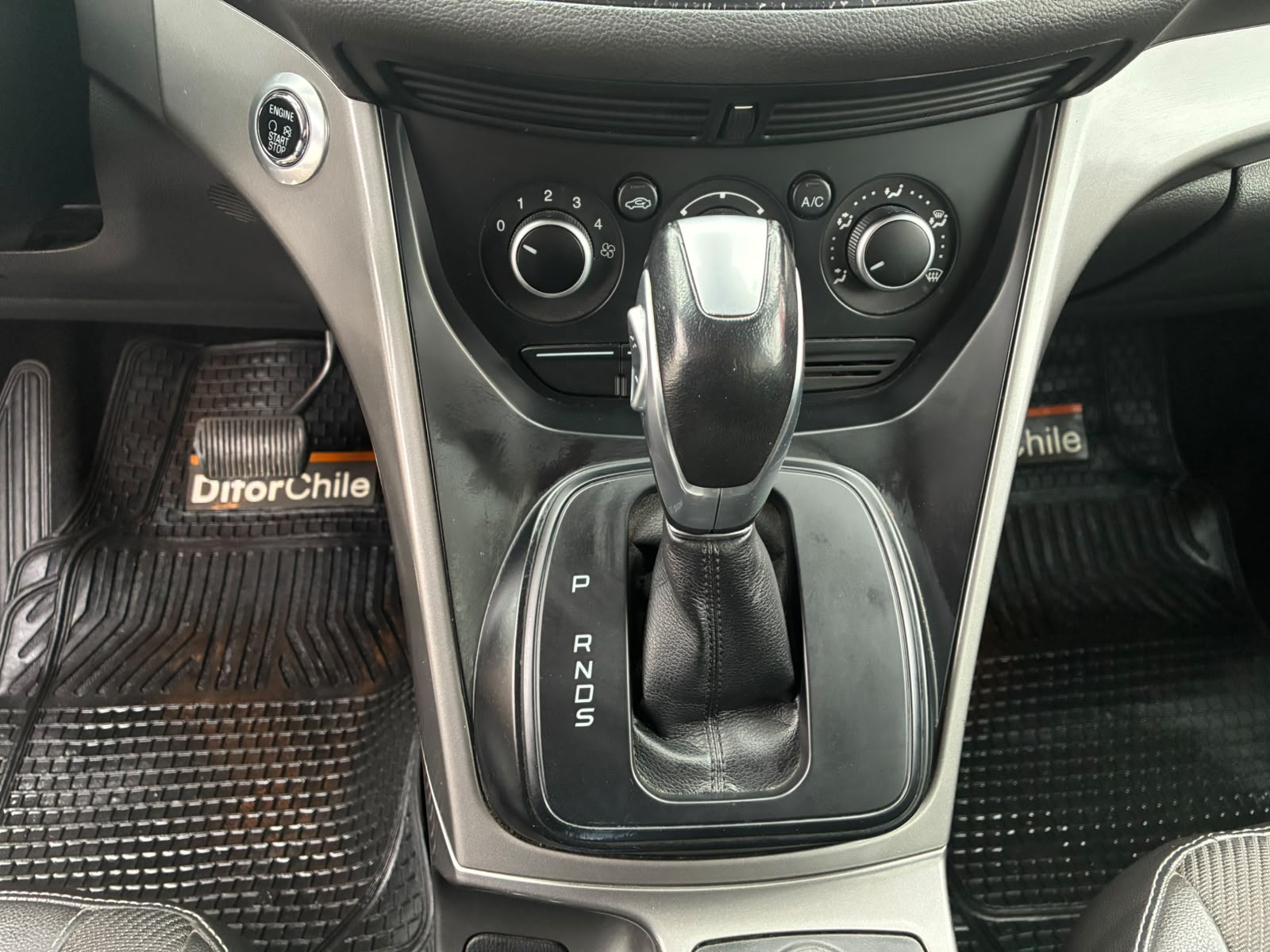 Ford ESCAPE 2.5 S AT 4X2 2017 - Imagen 15 de 15