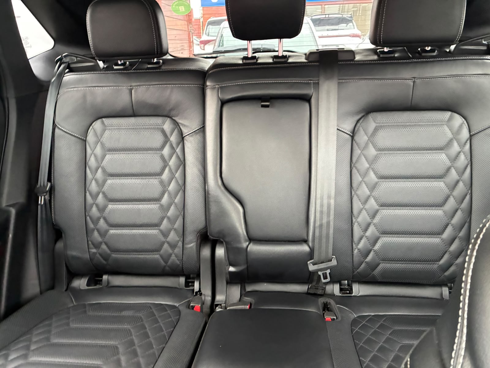 Ford ESCAPE FHEV 2.5 AUT 2024 - Imagen 18 de 19
