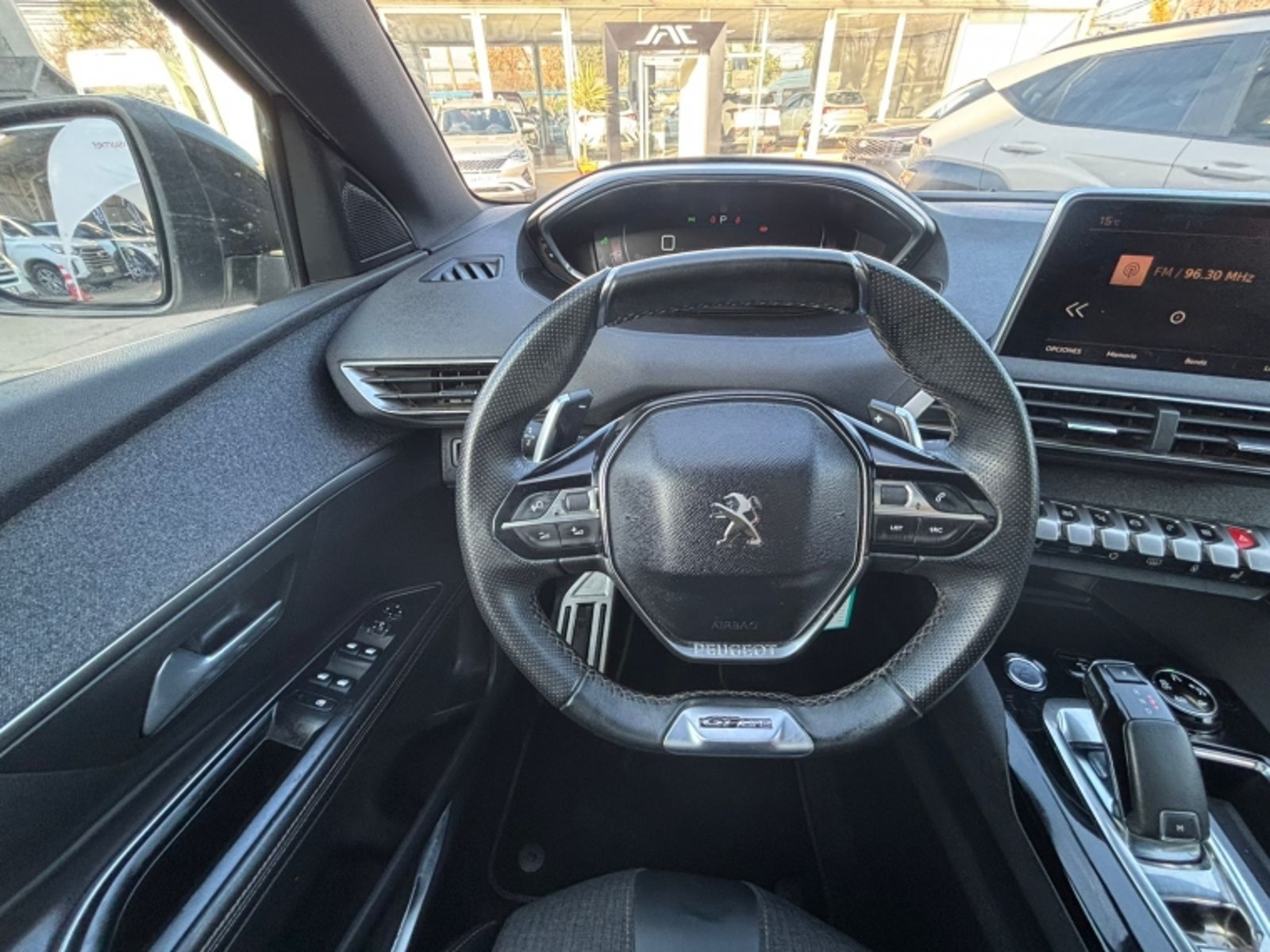 Peugeot 5008 1.6 GT-LINE THP 165HP E6 AT 2018 - Imagen 17 de 20