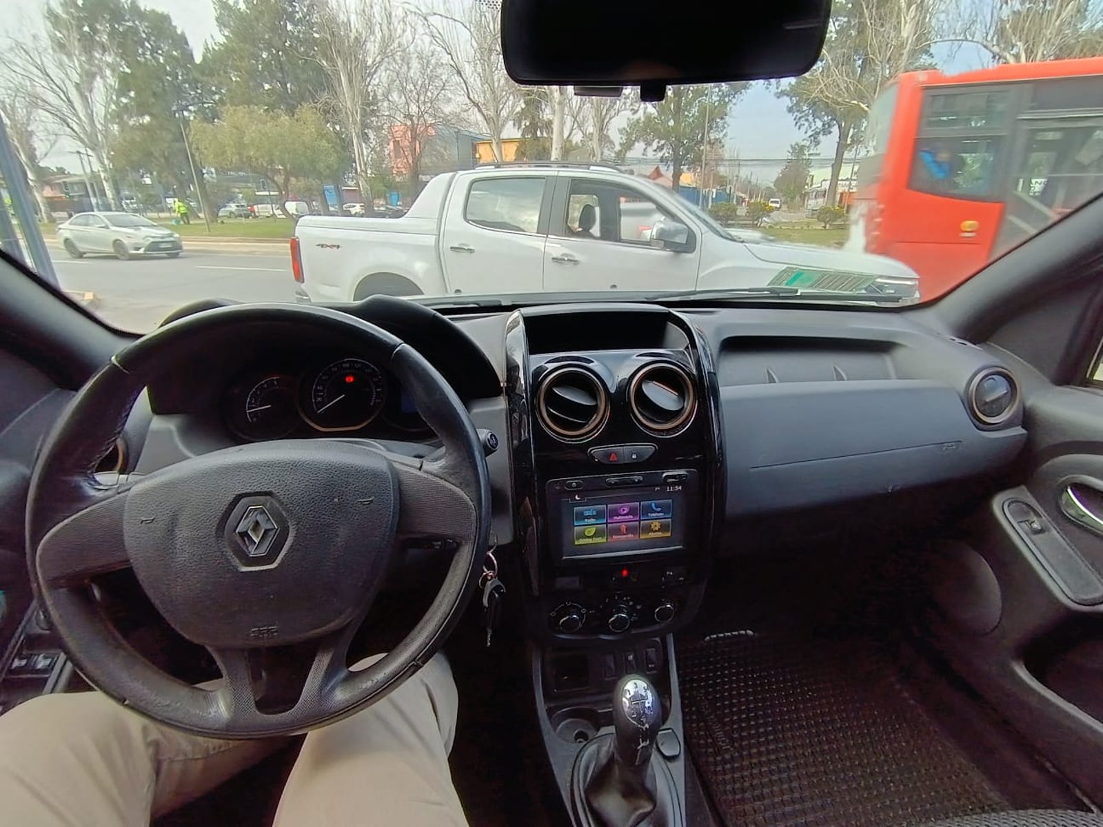 Renault DUSTER 1.6 ZEN MT 2018 - Imagen 13 de 14
