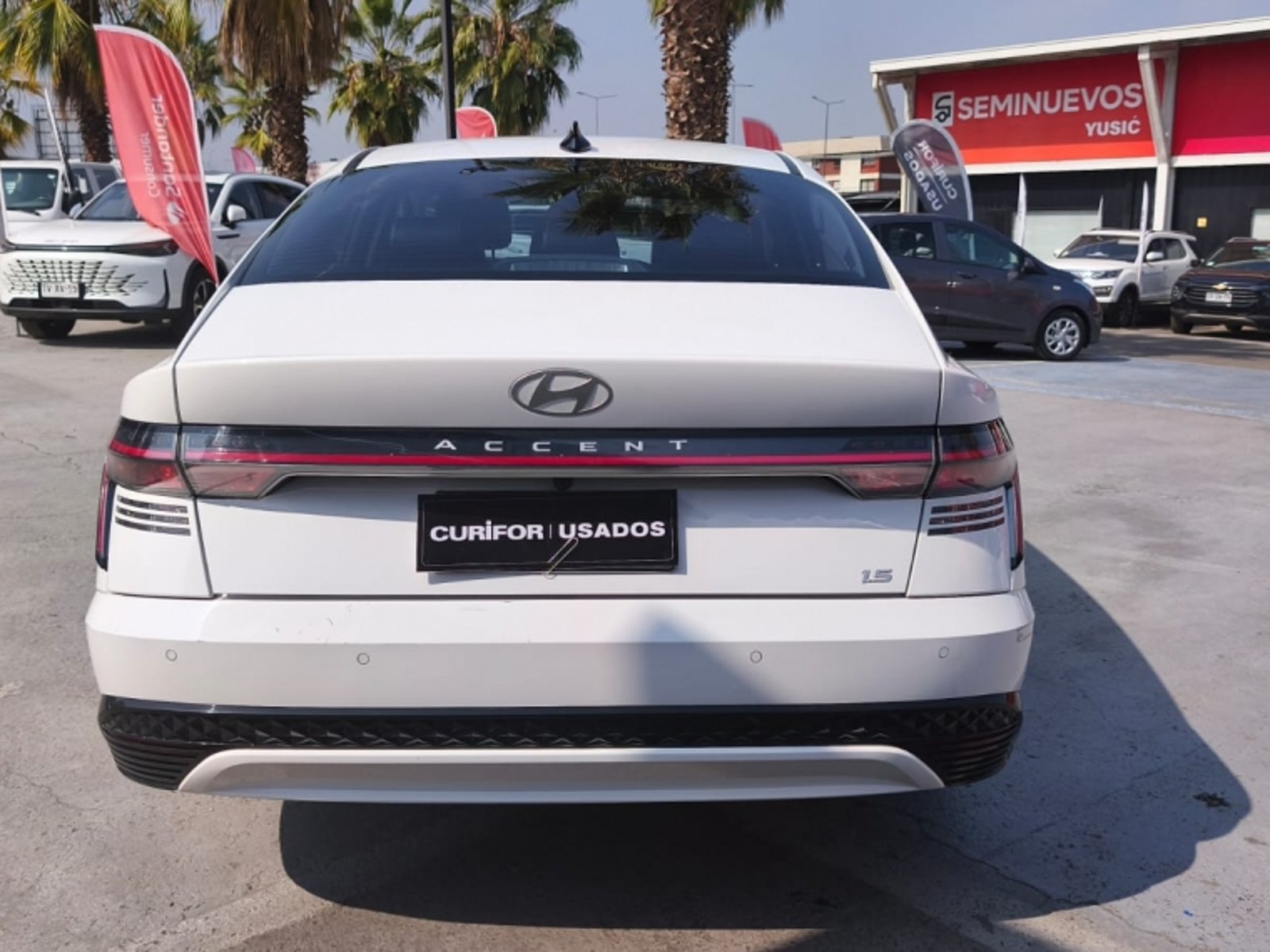 HYUNDAI ACCENT 1.5 BN7I DESIGN MT 2024 - Imagen 4 de 15