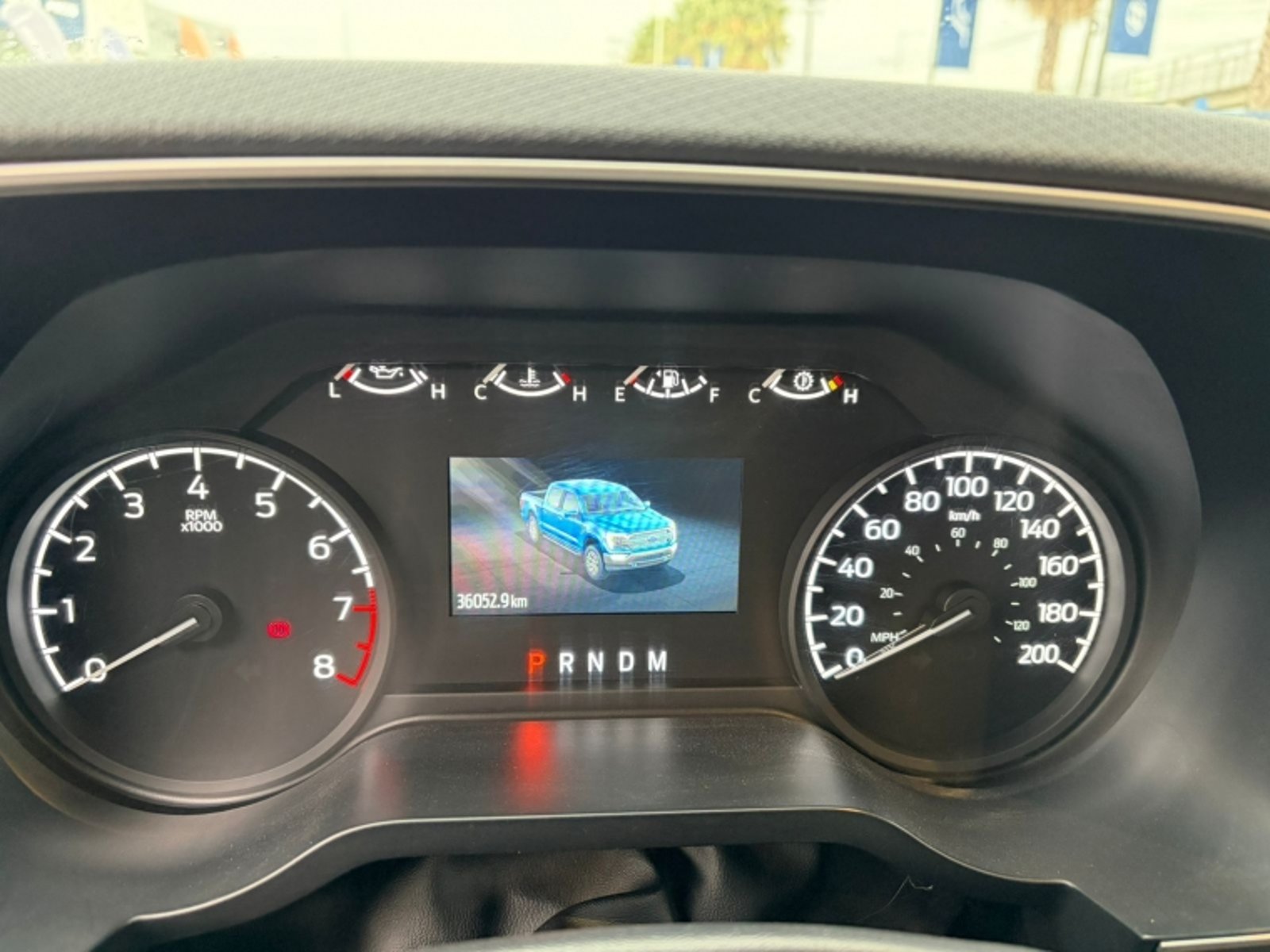FORD F-150 XLT 3.3 4X2 AUT 2023 - Imagen 9 de 12