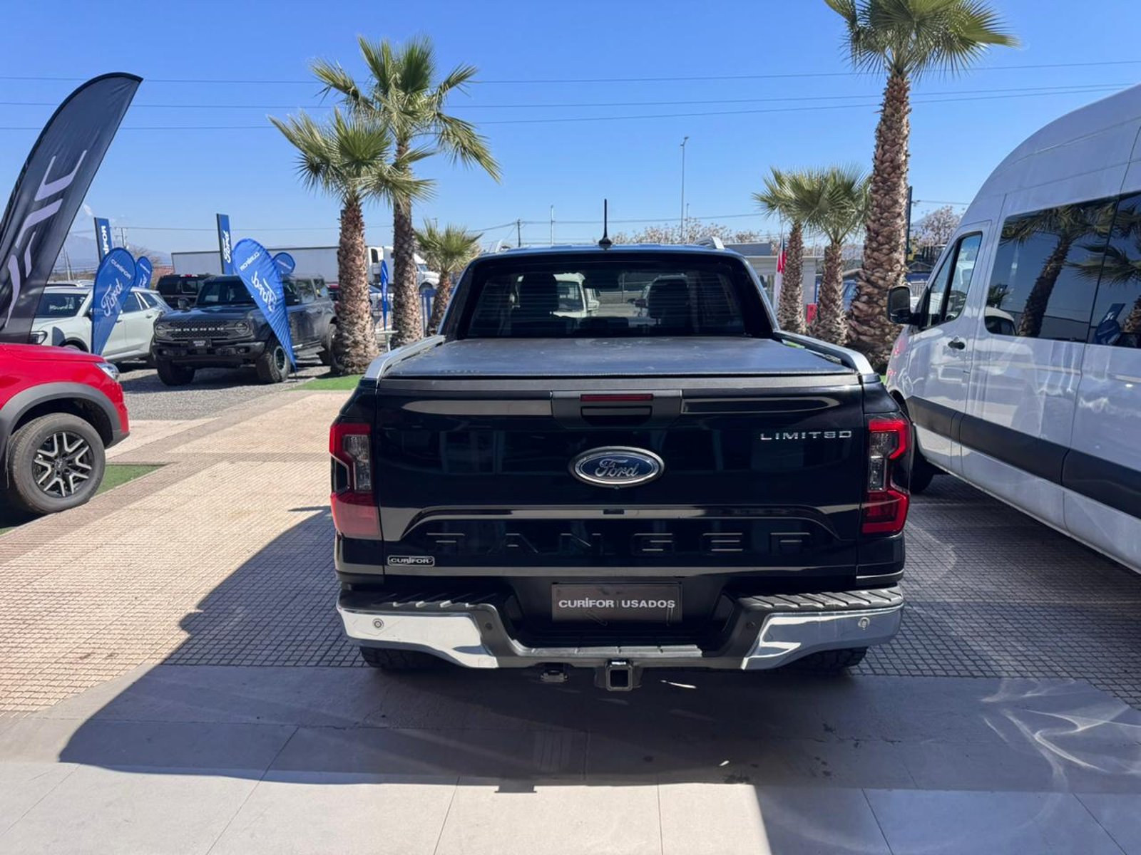 Ford RANGER 3.0 LIMITED AT 4X4 2025 - Foto 5 de 12