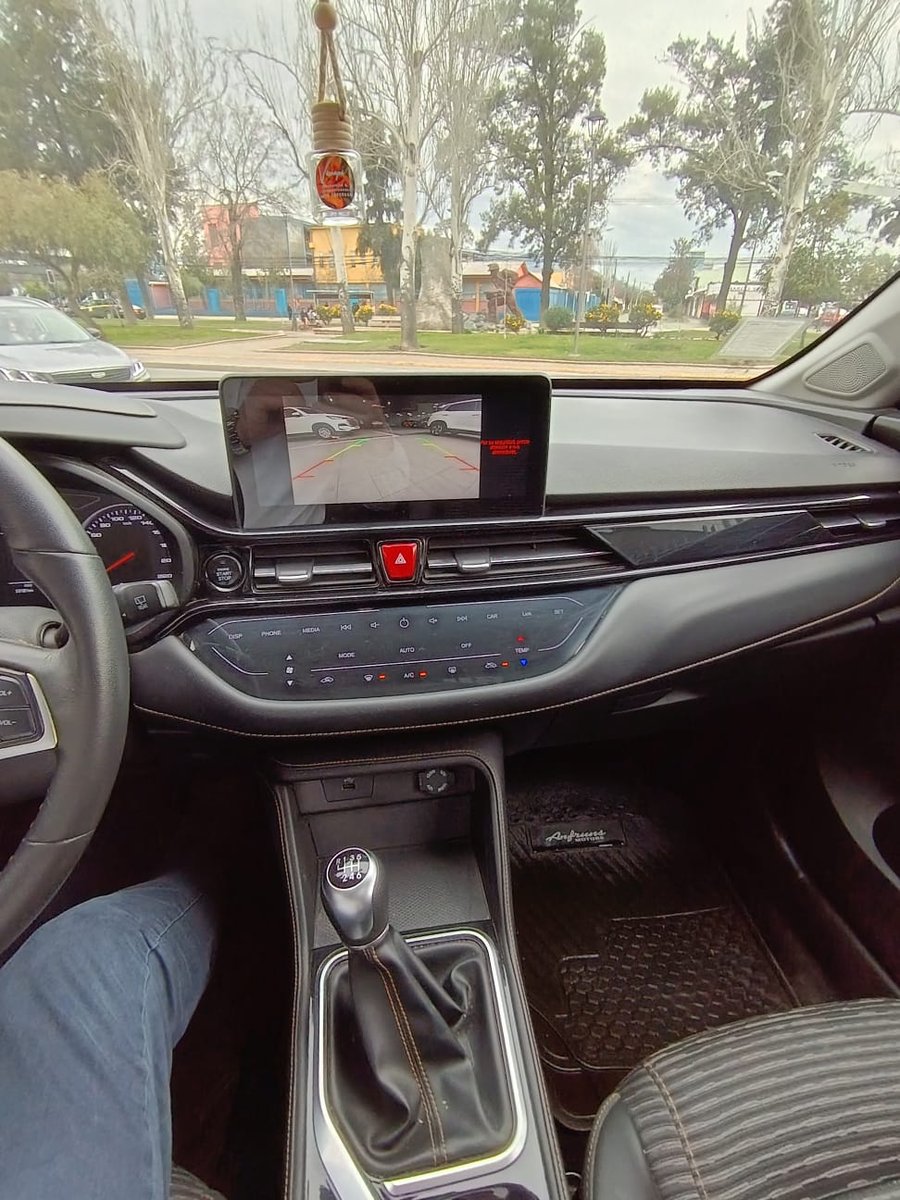 JAC JS4 1.5 LUXURY MT 2023 - Imagen 14 de 15