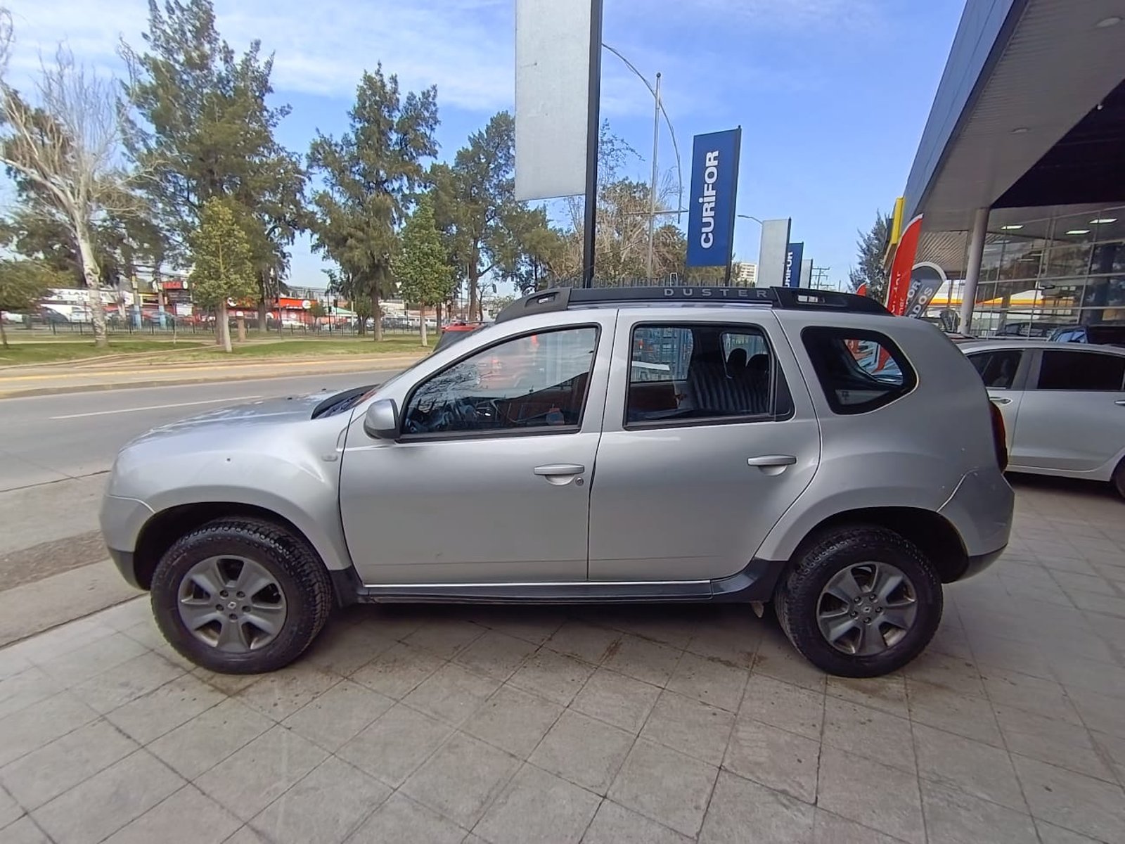 Renault DUSTER 1.6 ZEN MT 2018 - Imagen 8 de 14