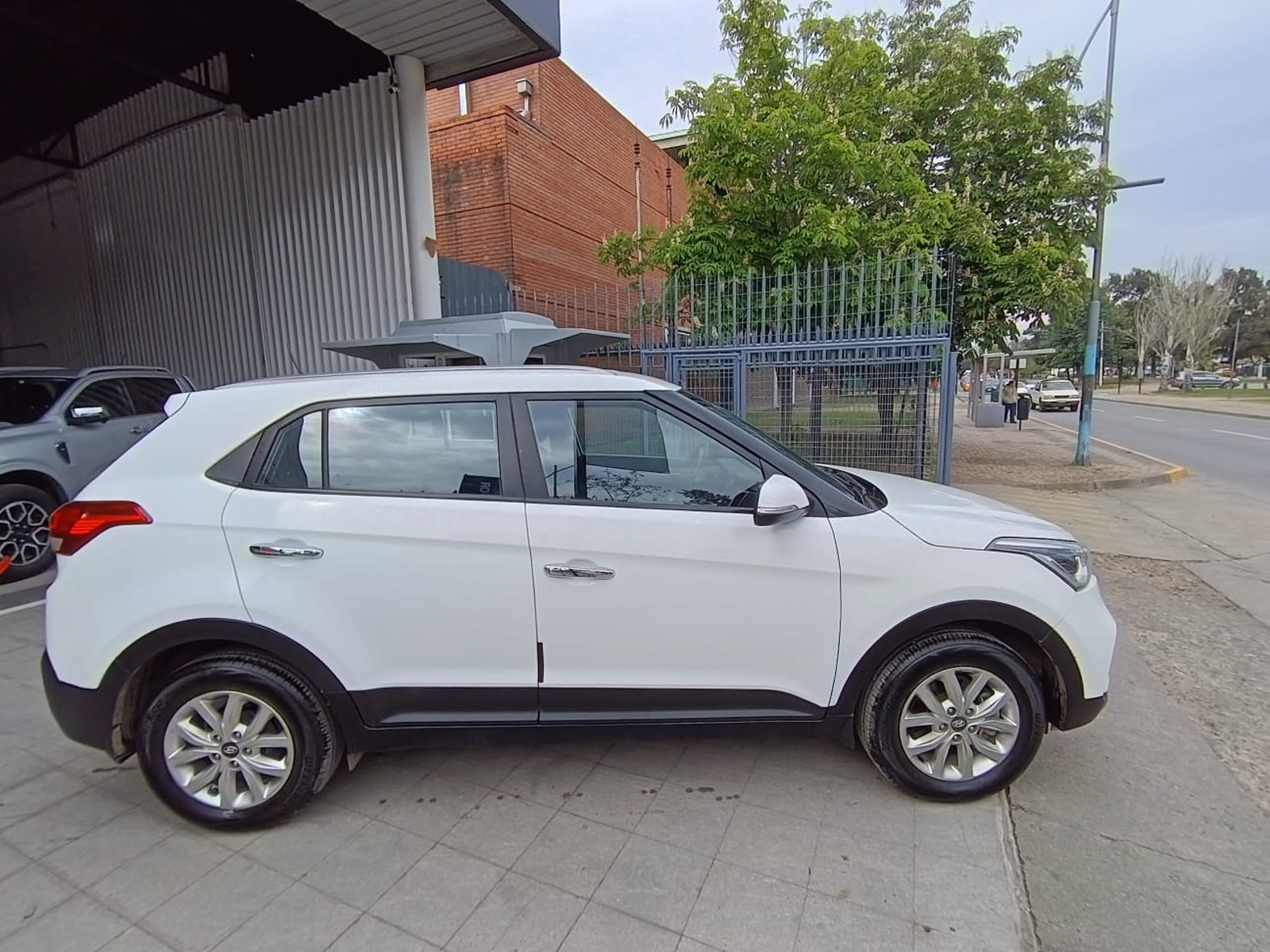 Hyundai CRETA 1.6 GS MT GL 2AB 2019 - Foto 4 de 14