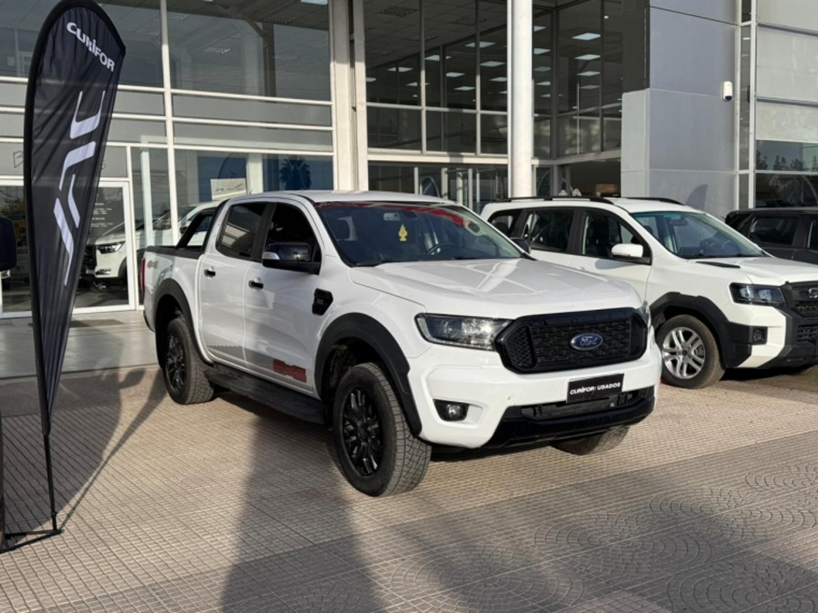 FORD RANGER 3.2 XL FX4 AT 4X4 DIESEL 2023 - Imagen 3 de 12