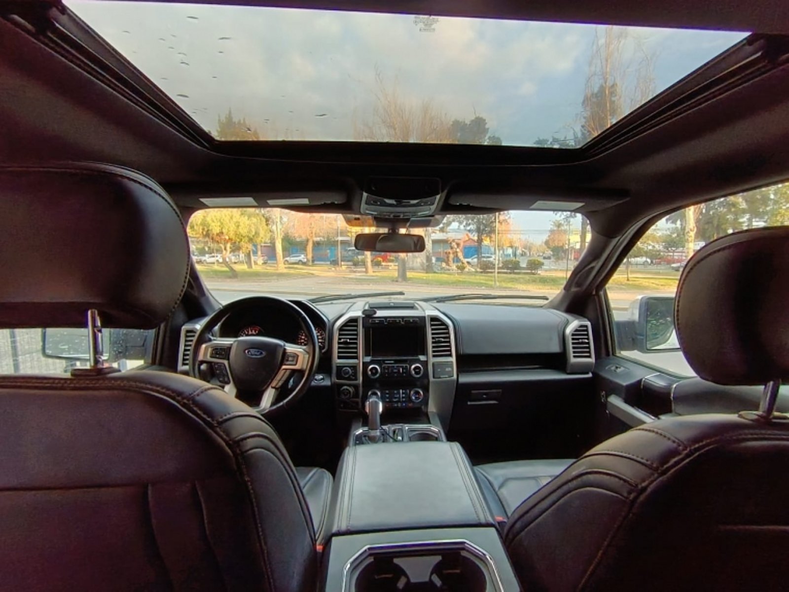 Ford F-150 PLATINUM 3.5 2020 - Imagen 8 de 14