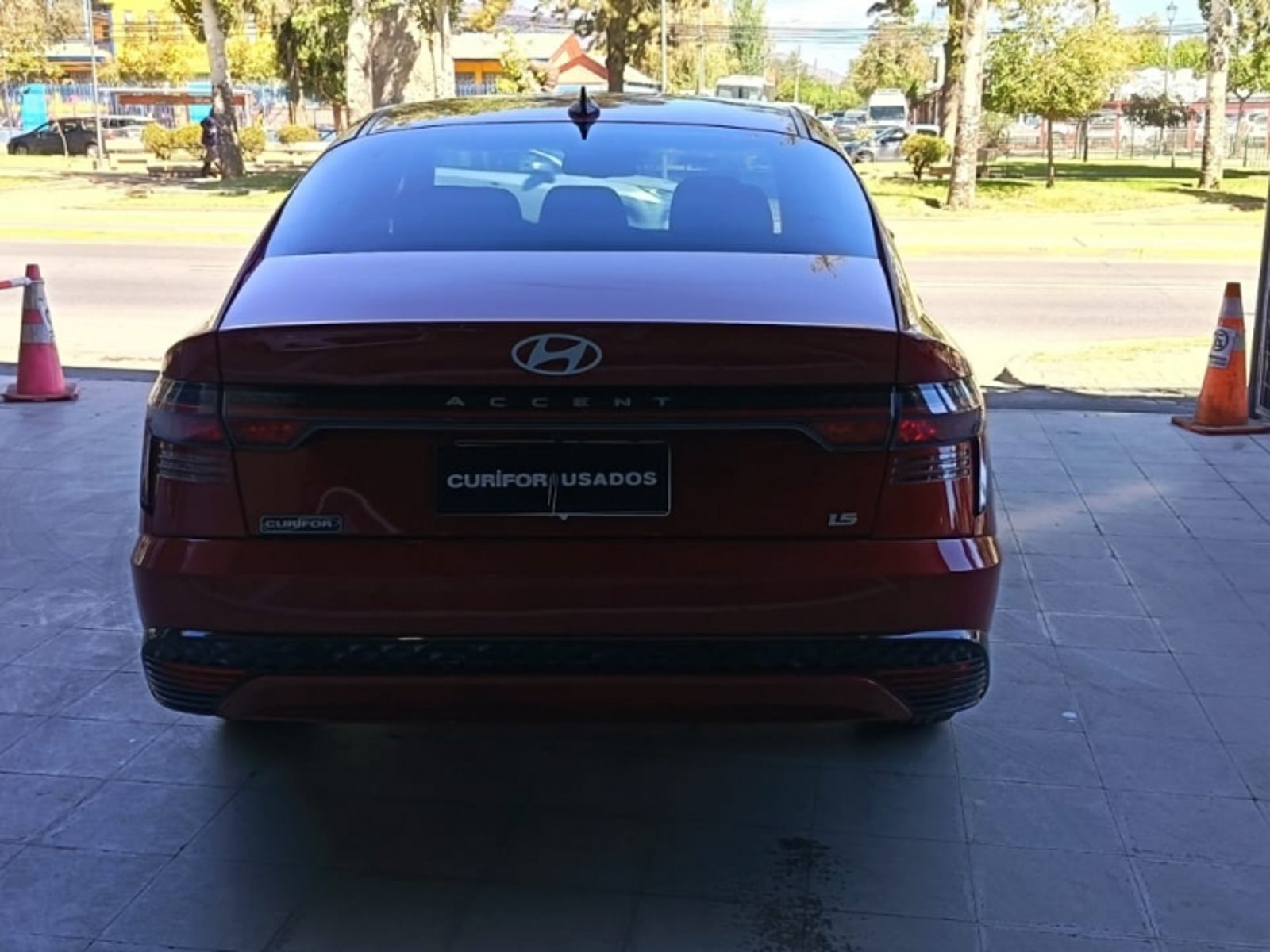 HYUNDAI ACCENT BN7I MPI CVT 1.5 AT 2025 - Imagen 4 de 14