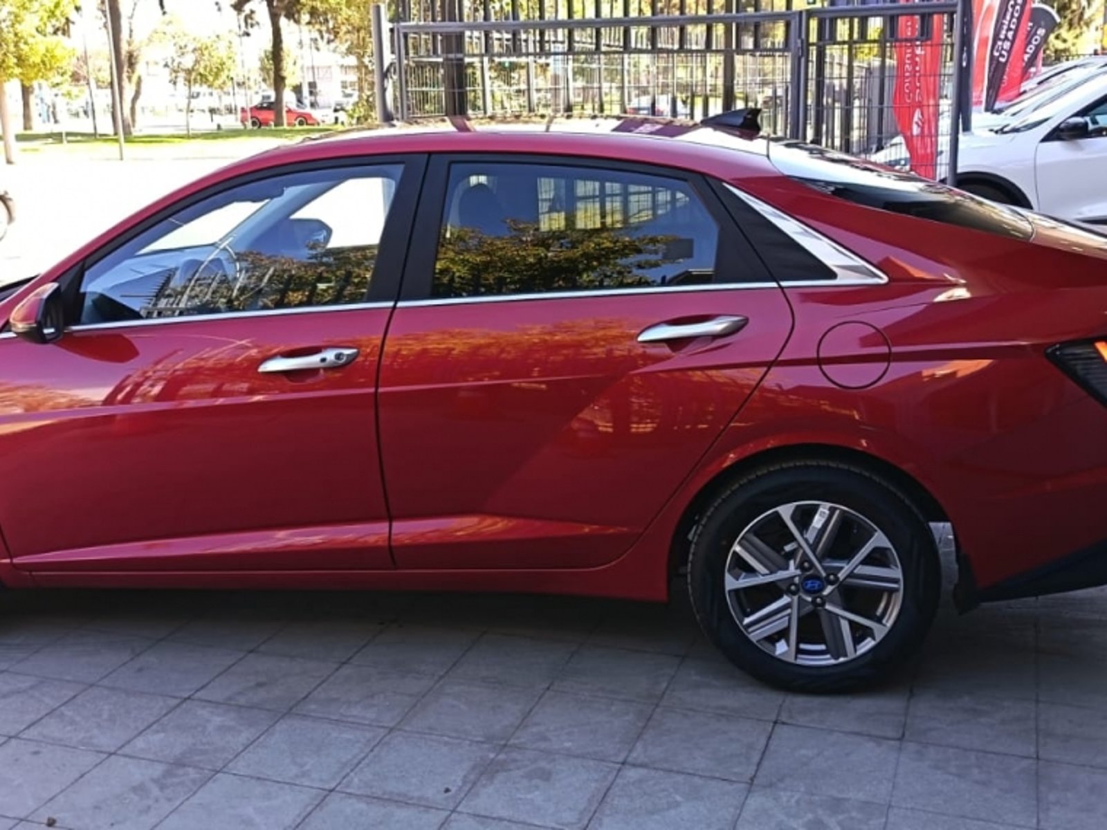 HYUNDAI ACCENT BN7I MPI CVT 1.5 AT 2025 - Imagen 8 de 14