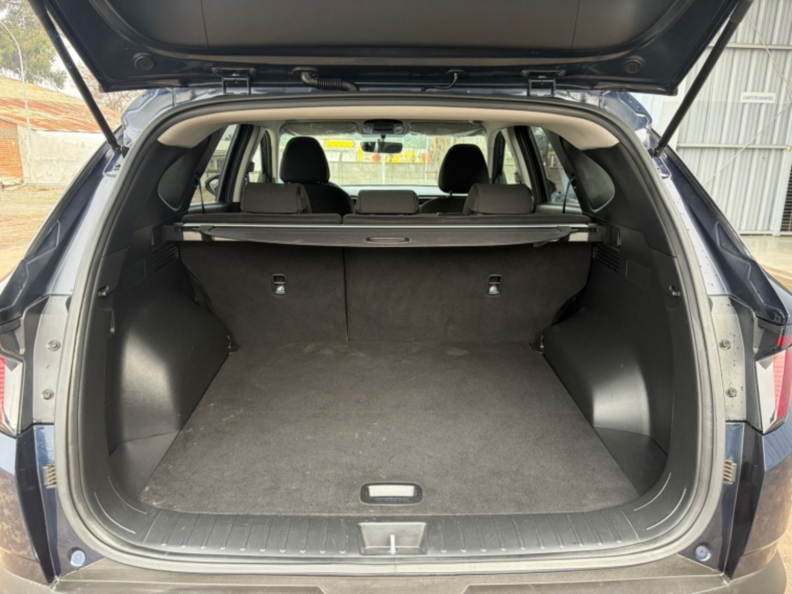 Hyundai TUCSON NX4 MPI 2.0 MT 2023 - Imagen 5 de 11