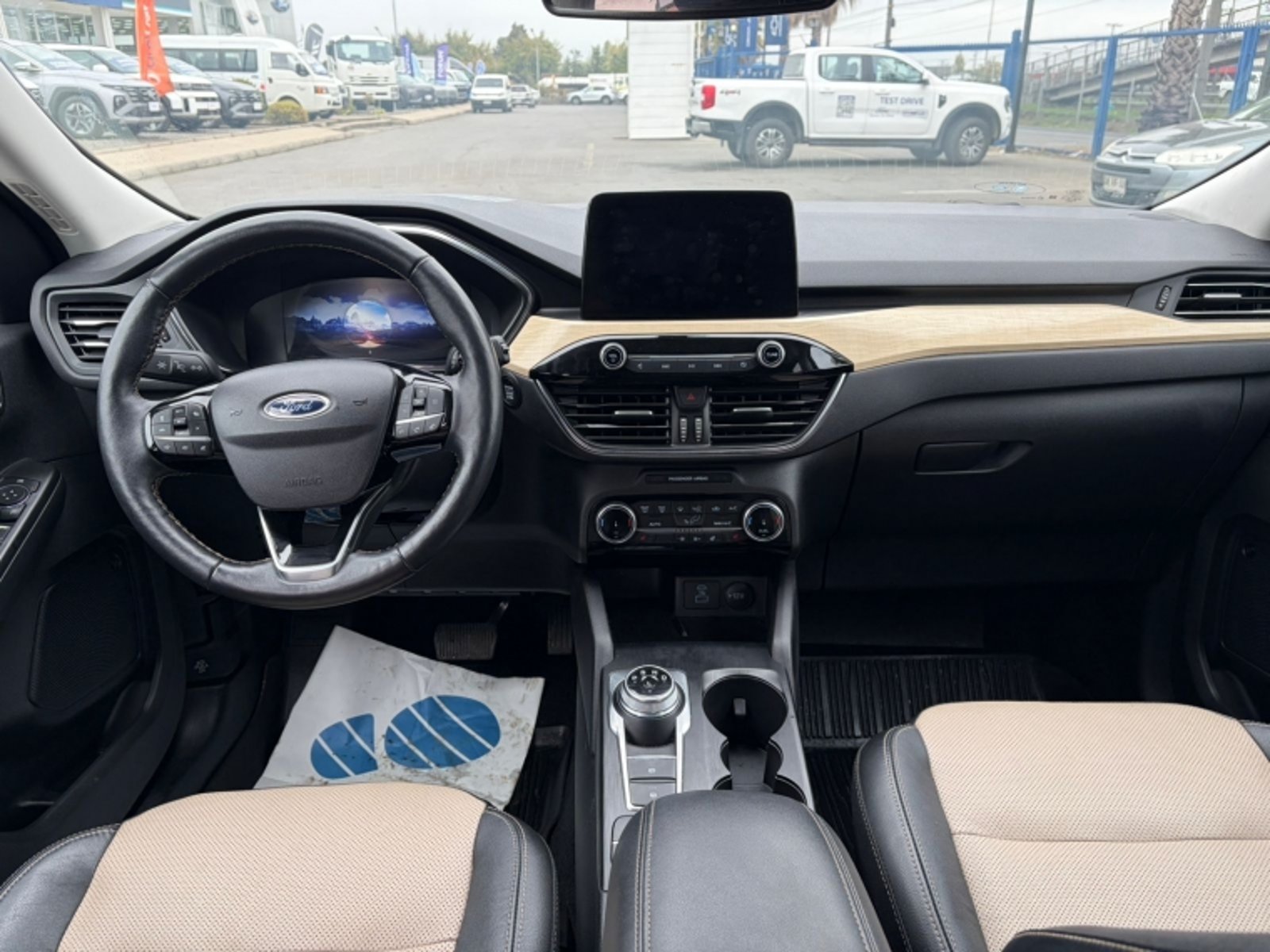 Ford ESCAPE TITANIUM AWD 2.0 AUT 2023 - Imagen 7 de 13