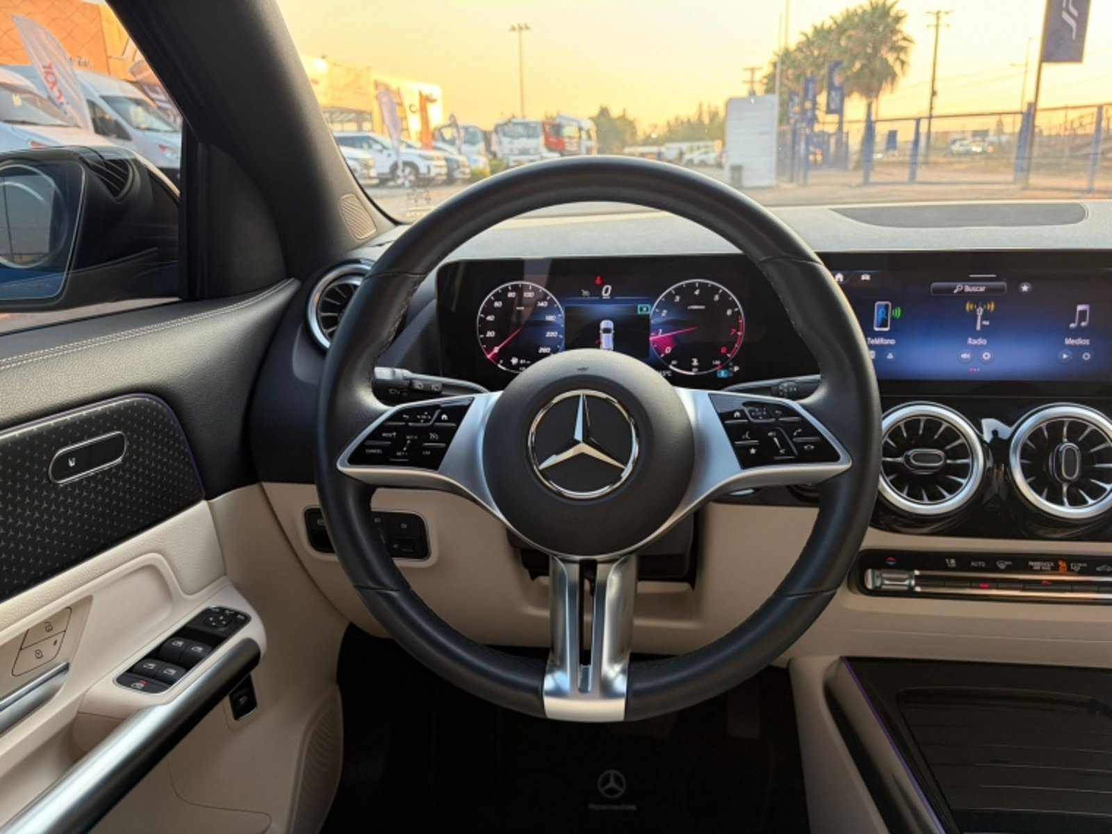 MERCEDES-BENZ GLA 200 PROGRESSIVE AT 1.3 2025 - Imagen 6 de 11