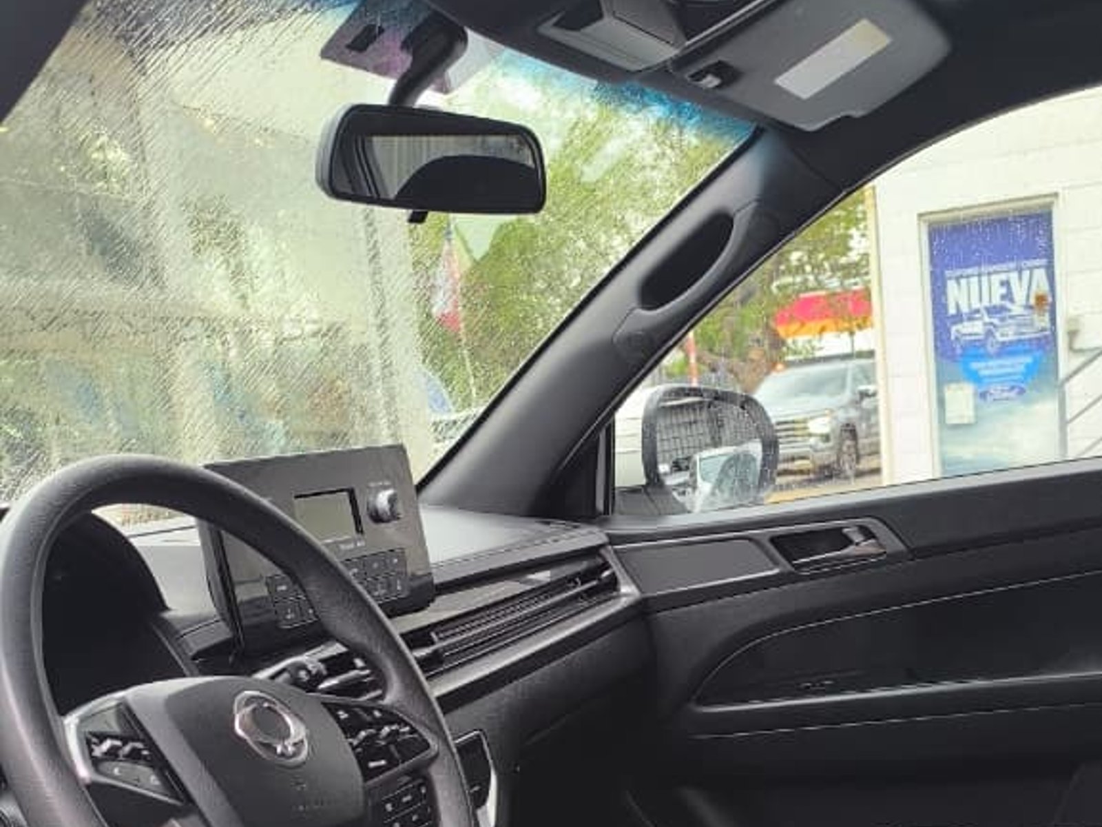 SsangYong GRAND MUSSO 2.2 AT 4X2 AT 2025 2025 - Foto 3 de 3