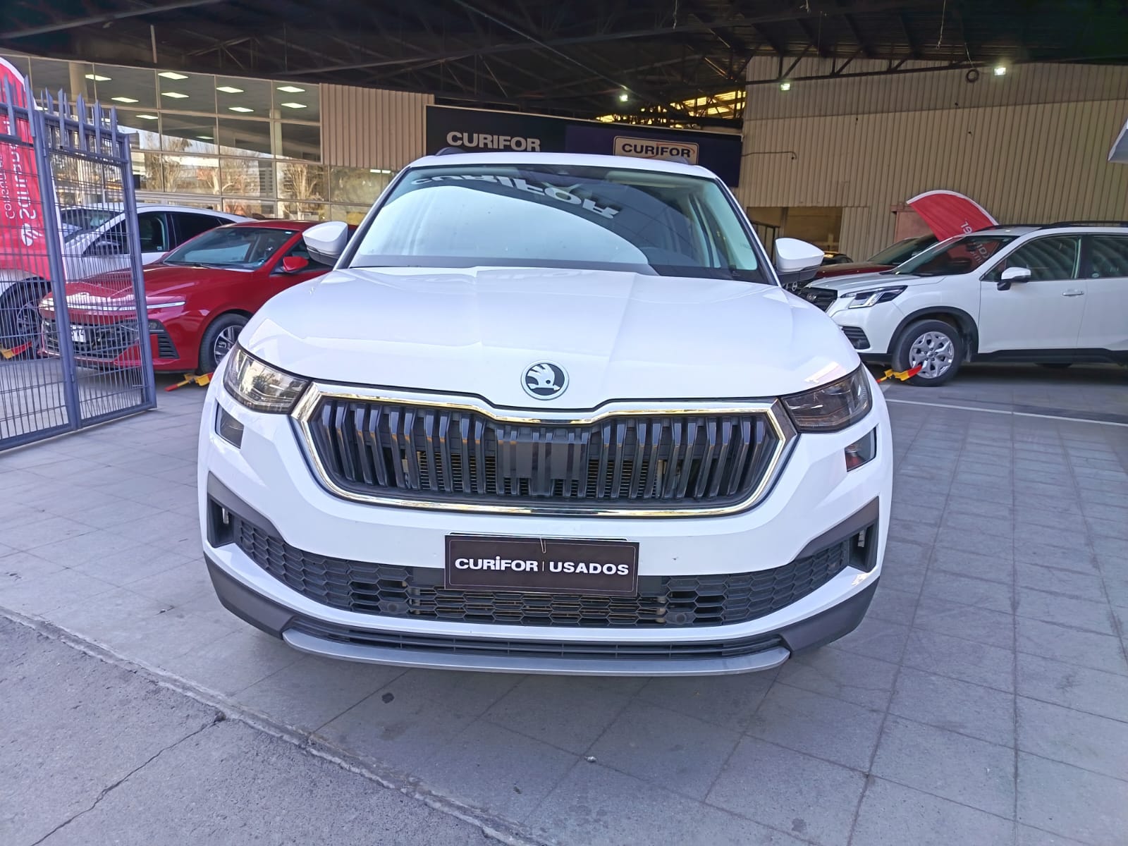 Skoda KODIAQ 1.4 TSI SELECTION AT 2025 - Foto 2 de 17