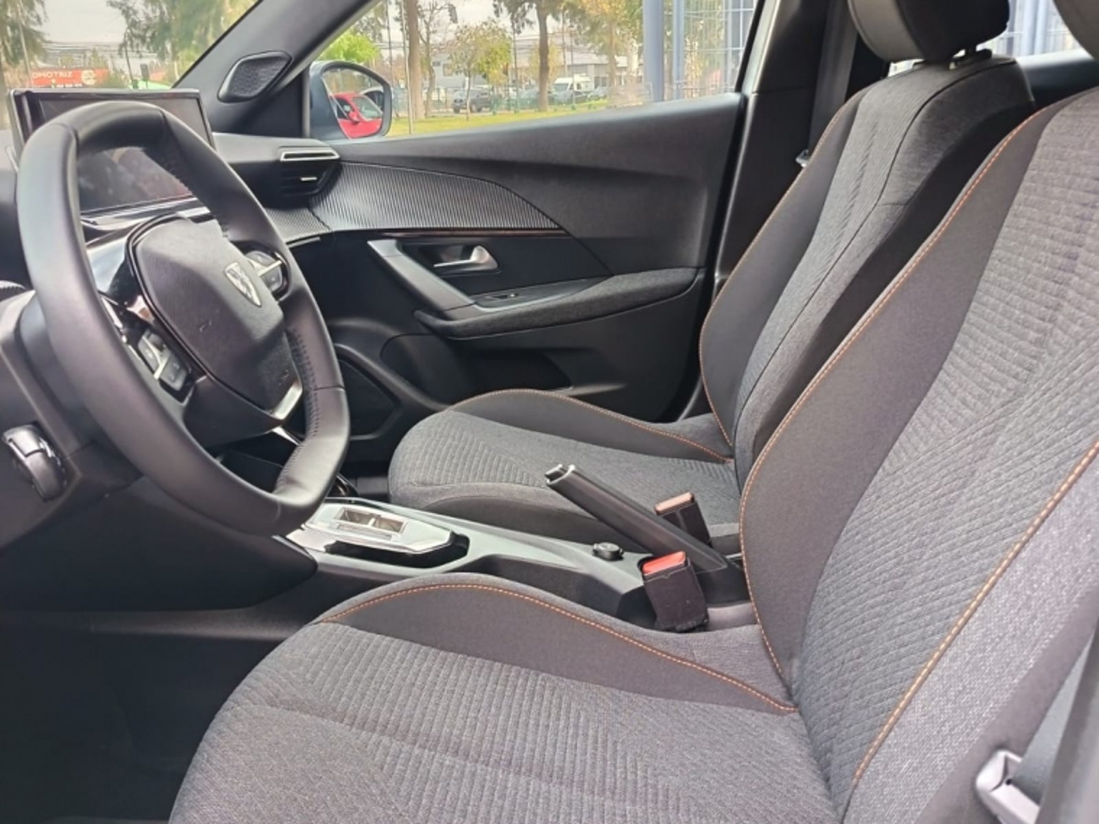 PEUGEOT 2008 1.2 STYLE MHEV 136 AT HIBRIDO 2026 - Imagen 11 de 15