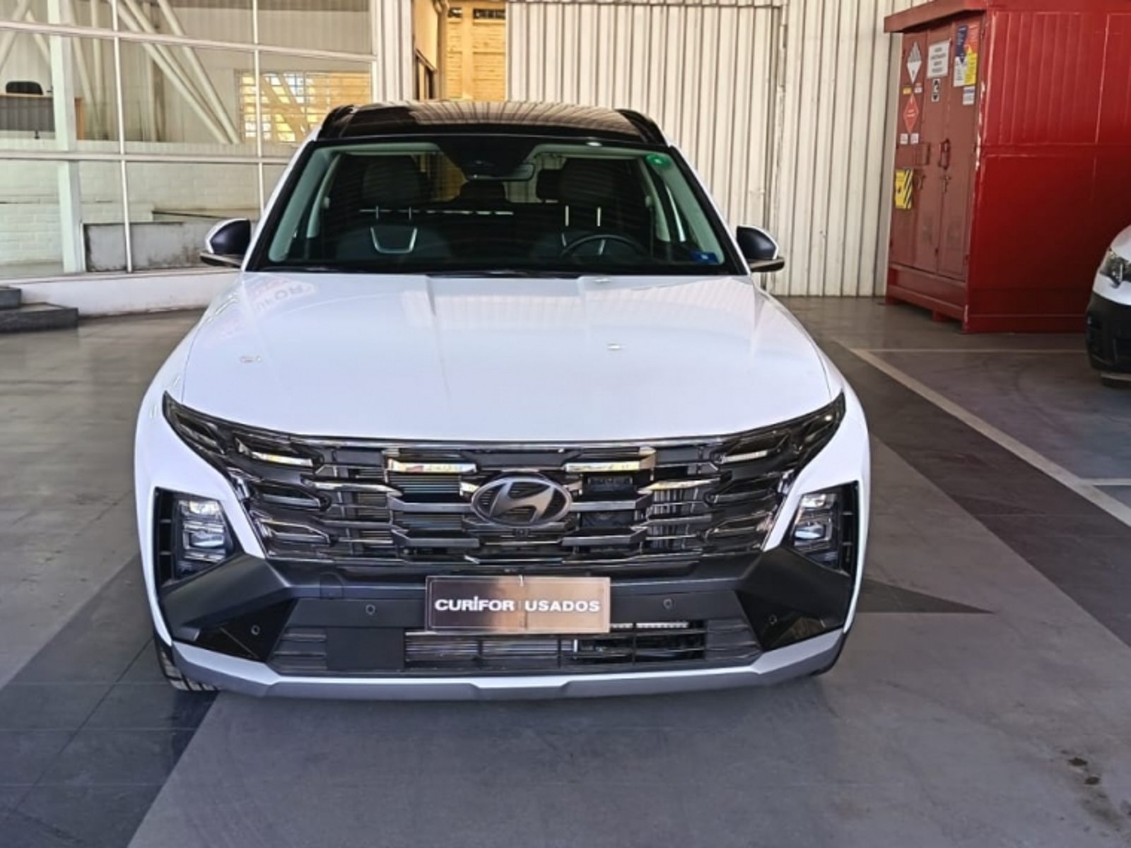 Hyundai TUCSON 1.6 T NX4 LIMITED AT 4X4 HIBRIDO 2026 - Foto 2 de 14