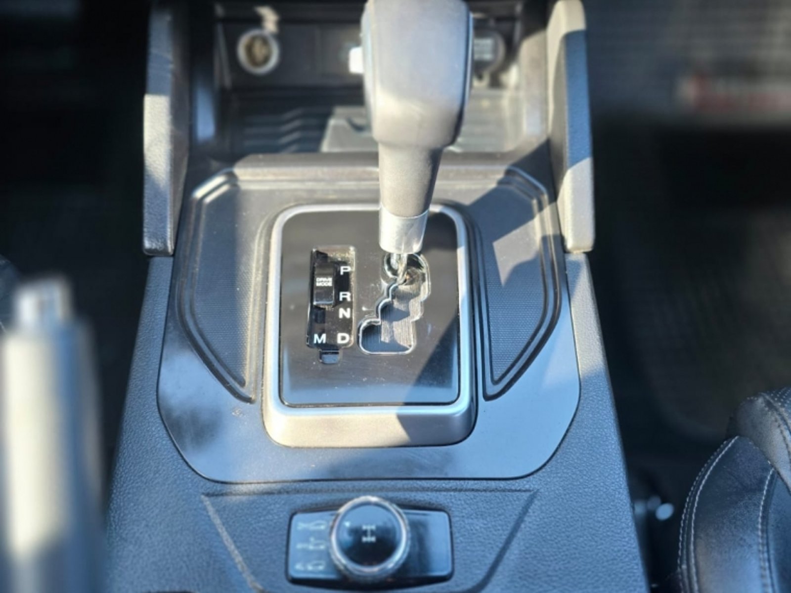 SSANGYONG MUSSO 2.2 LIMITED AT 4X4 DIESEL 2024 - Imagen 10 de 13