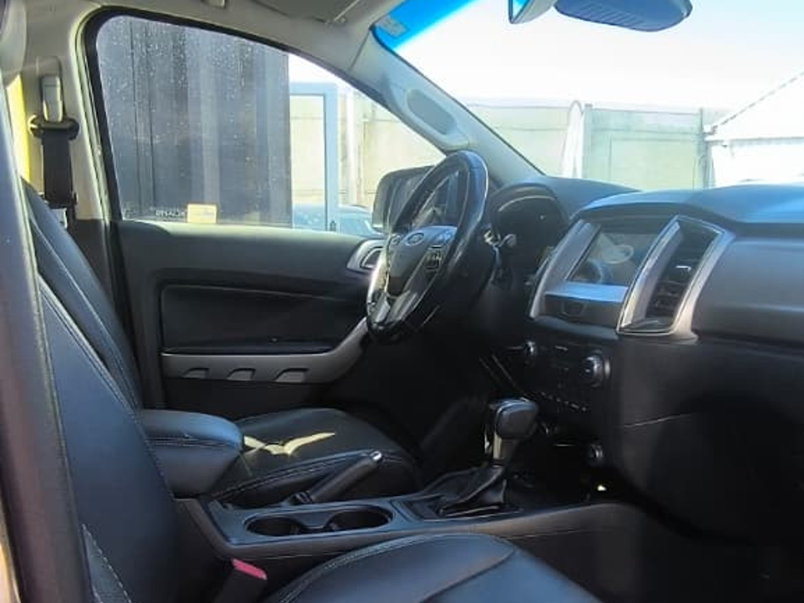 Ford RANGER 3.2 LIMITED 4X4 AT 2021 - Foto 4 de 5