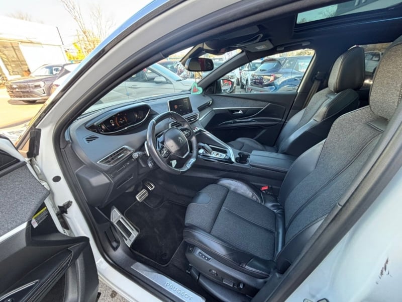 Peugeot 5008 1.6 GT-LINE THP 165HP E6 AT 2018 - Imagen 15 de 20