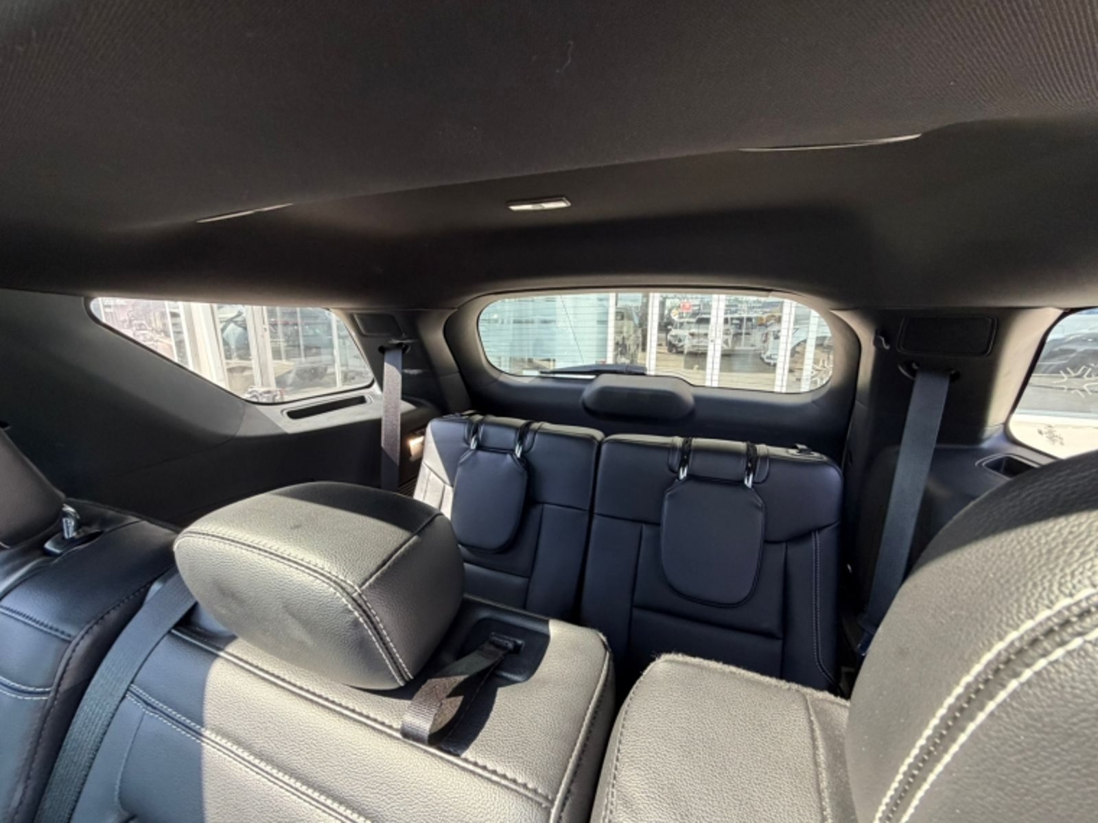 FORD EXPLORER ST 3.0 2024 - Imagen 13 de 14