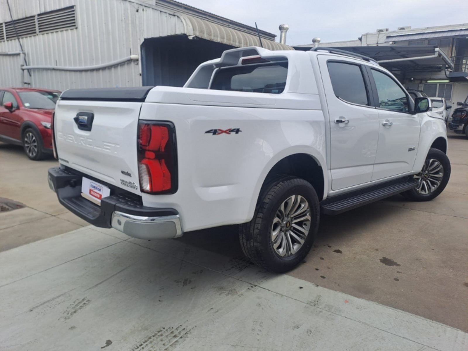 Chevrolet COLORADO 2.8 HIGH COUNTRY AT 4X4 DIESEL 2026 - Imagen 6 de 15