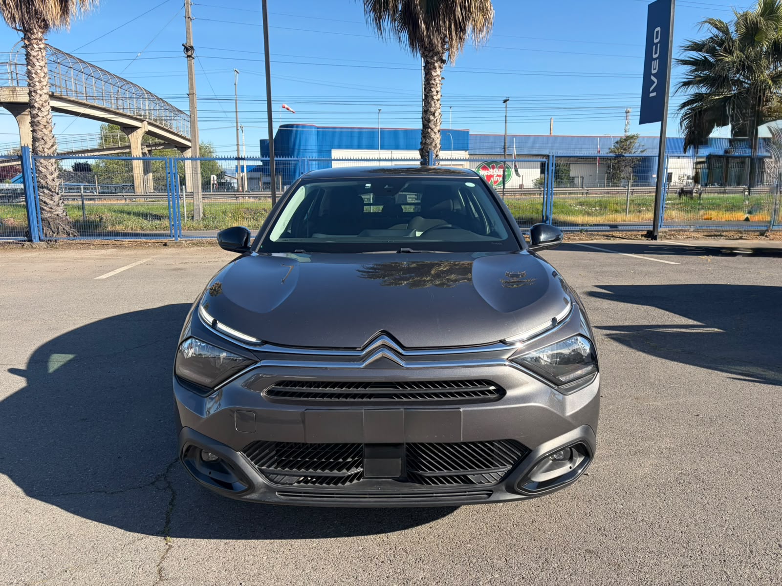 Citroën C4 1.2 PURETECH 130 S&S EAT8 FEEL PACK AT 2024 - Foto 2 de 11