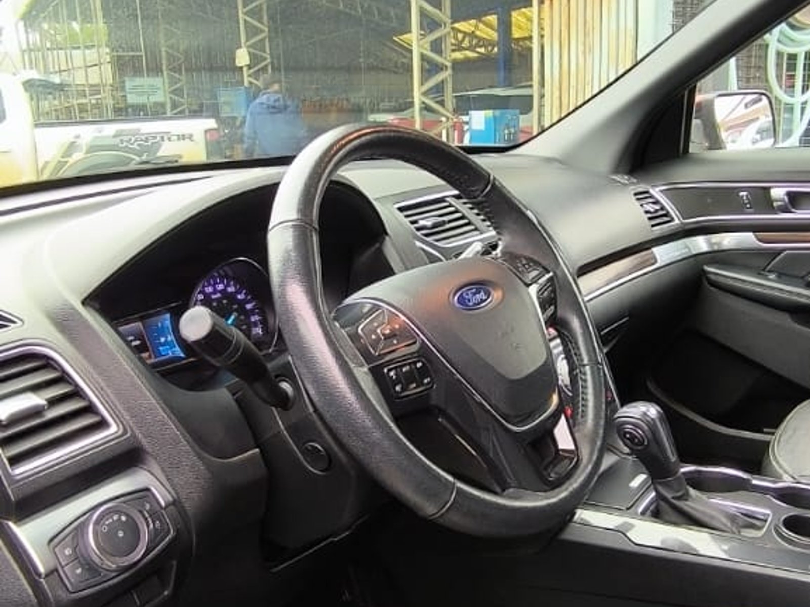 Ford EXPLORER 2.3 LIMITED AT 2019 - Foto 5 de 8