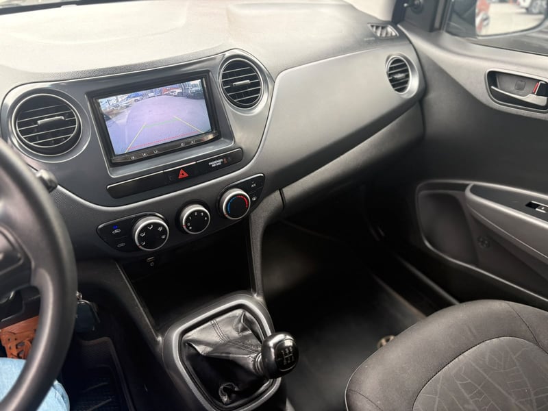 Hyundai GRAND I10 1.2 SDN GLS 2AB AC ABS MT 2020 - Imagen 10 de 12
