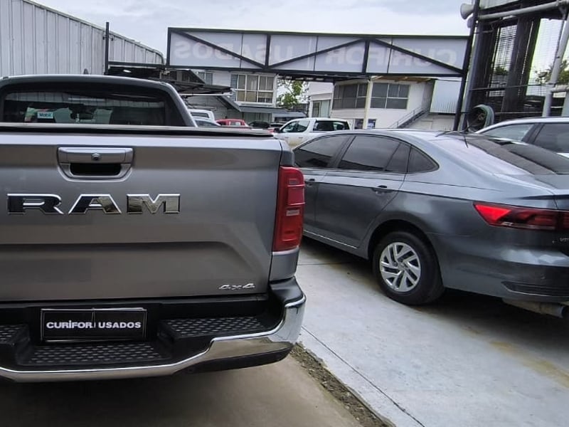 RAM RAMPAGE 2.0 BIGHORN DC AT 4X4 DIESEL 2026 - Imagen 3 de 7