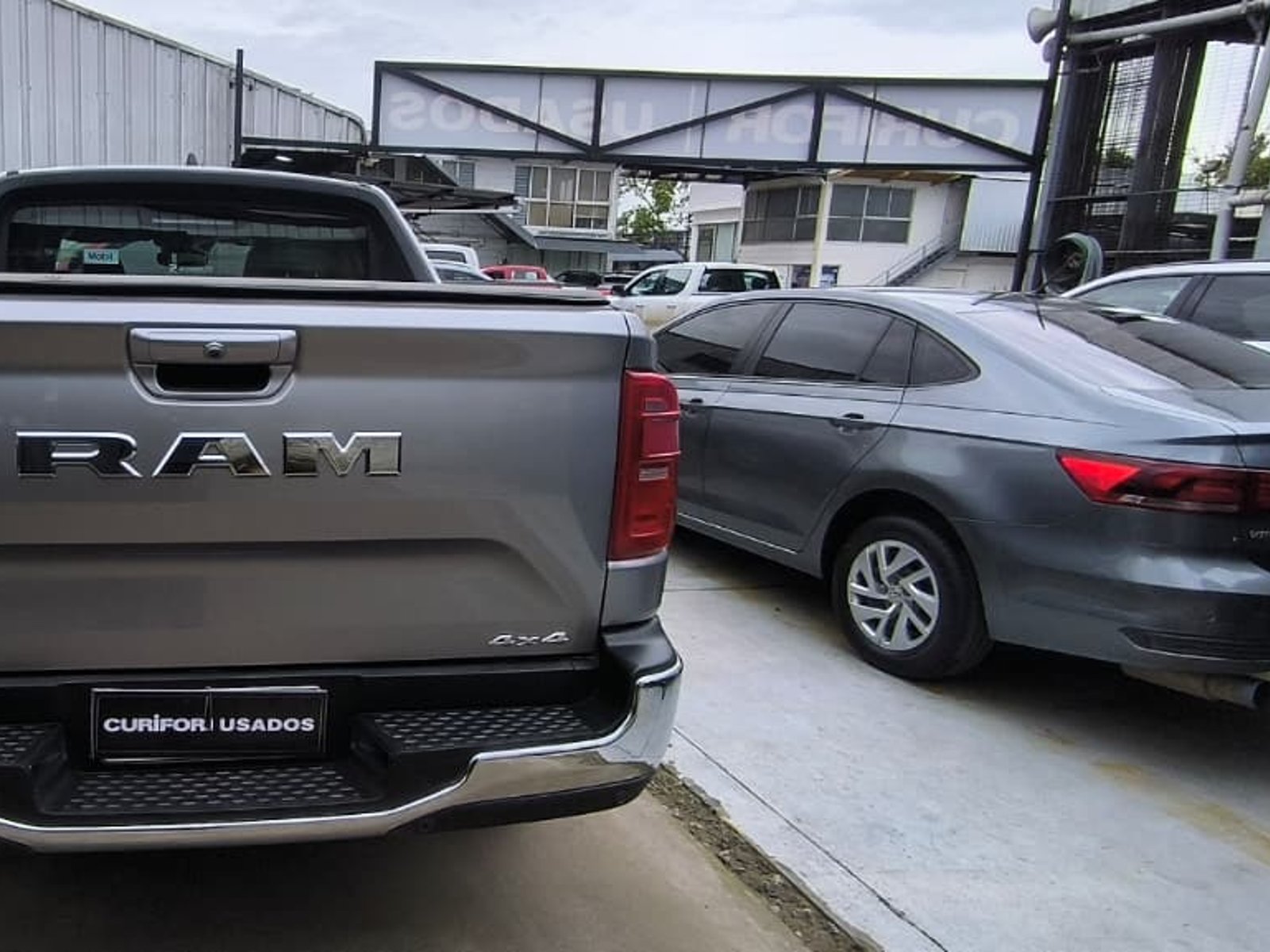 RAM RAMPAGE 2.0 BIGHORN DC AT 4X4 DIESEL 2026 - Foto 3 de 7