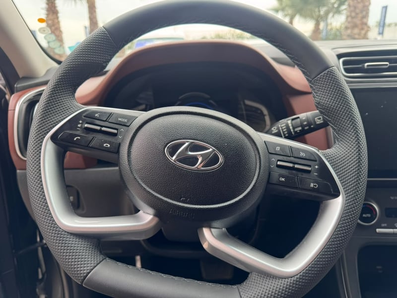 Hyundai CRETA 2.0 GRAND SU2I PLUS AT 2025 - Imagen 7 de 17